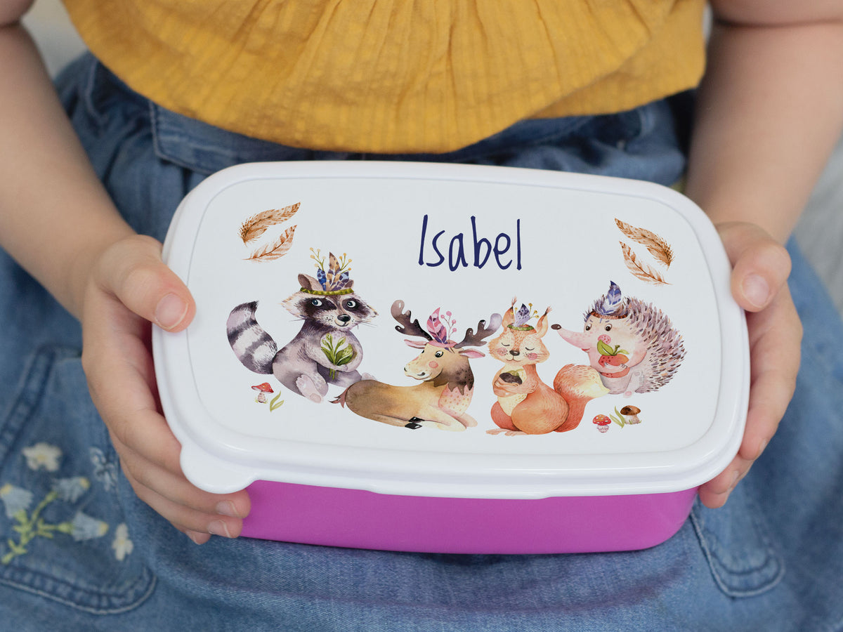 Bunte Brotdose mit Tieren und dem Namen Isabel.