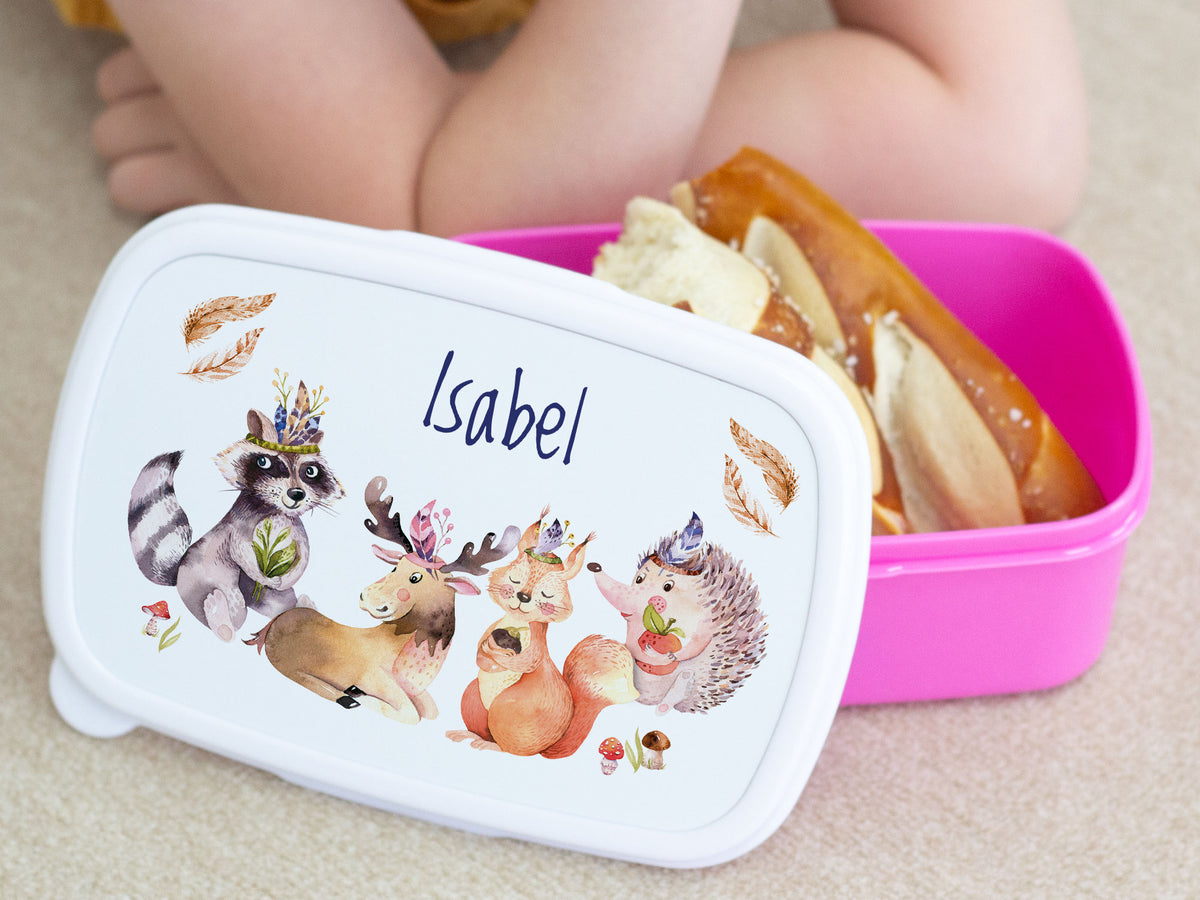 Bunte Brotdose mit Tiermotiven und dem Namen Isabel.