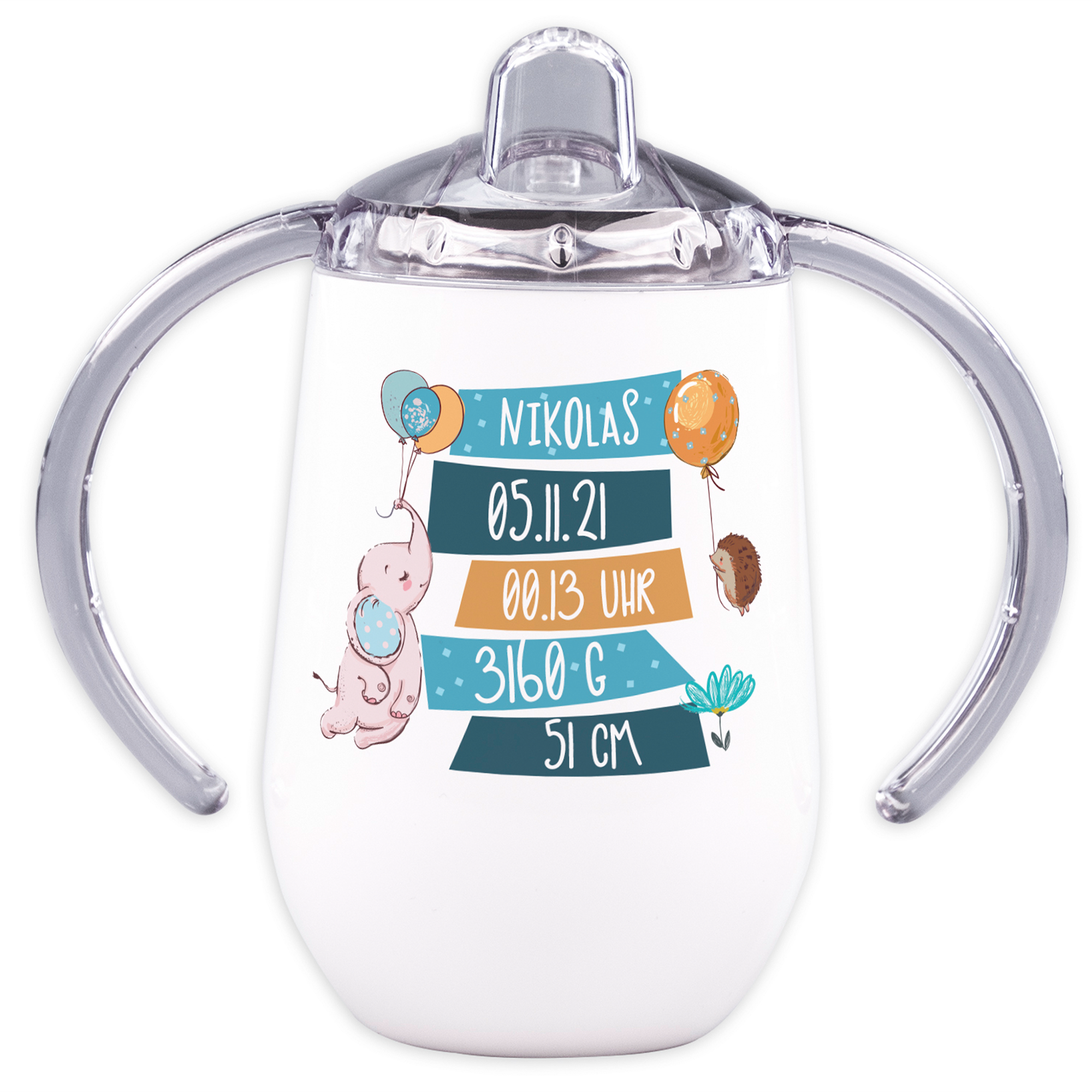 Weißer Babybecher mit bunten Ballons und personalisierten Daten.