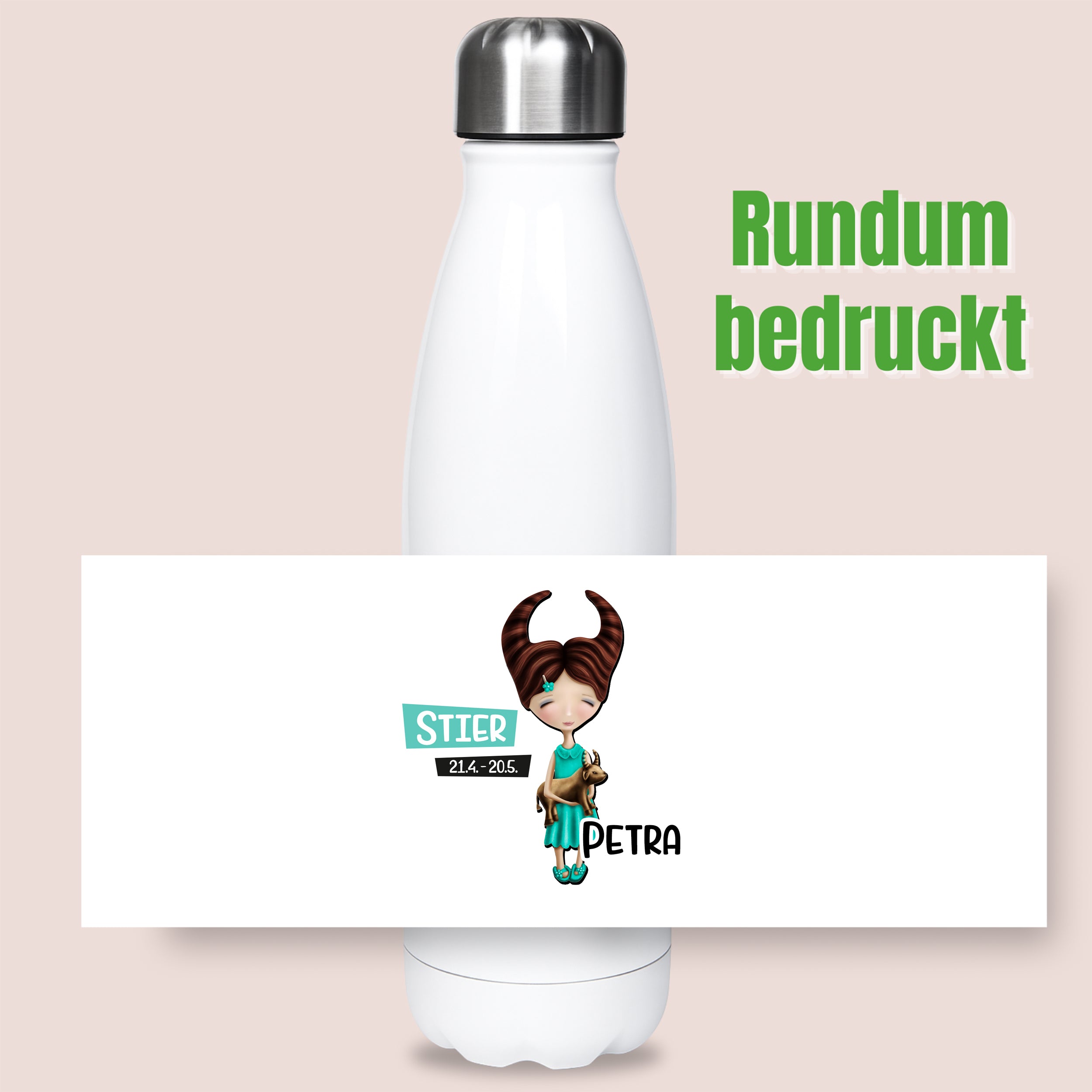 Weiße Trinkflasche mit Stier-Motiv und Namen Petra.