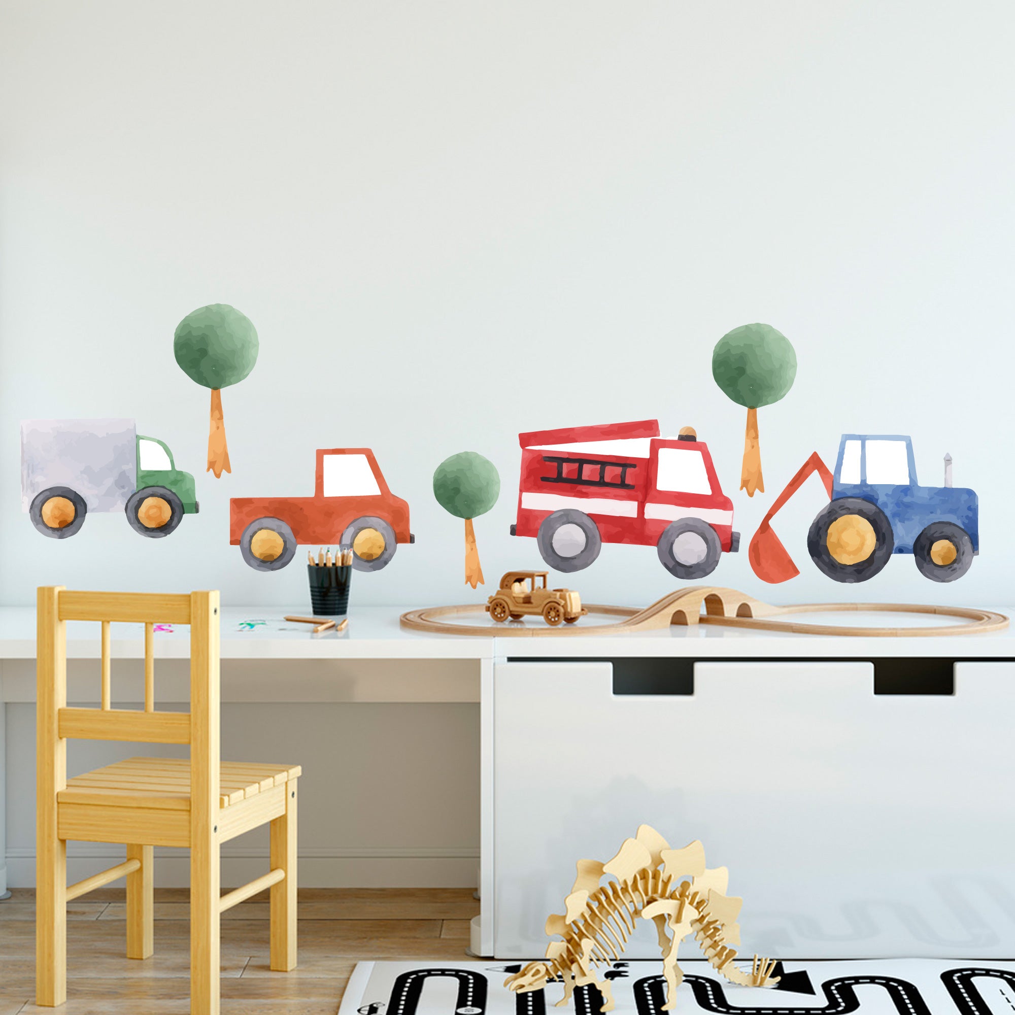Bunte Fahrzeuge und Bäume, Wasserfarben-Stil, Kinderzimmer-Dekor.