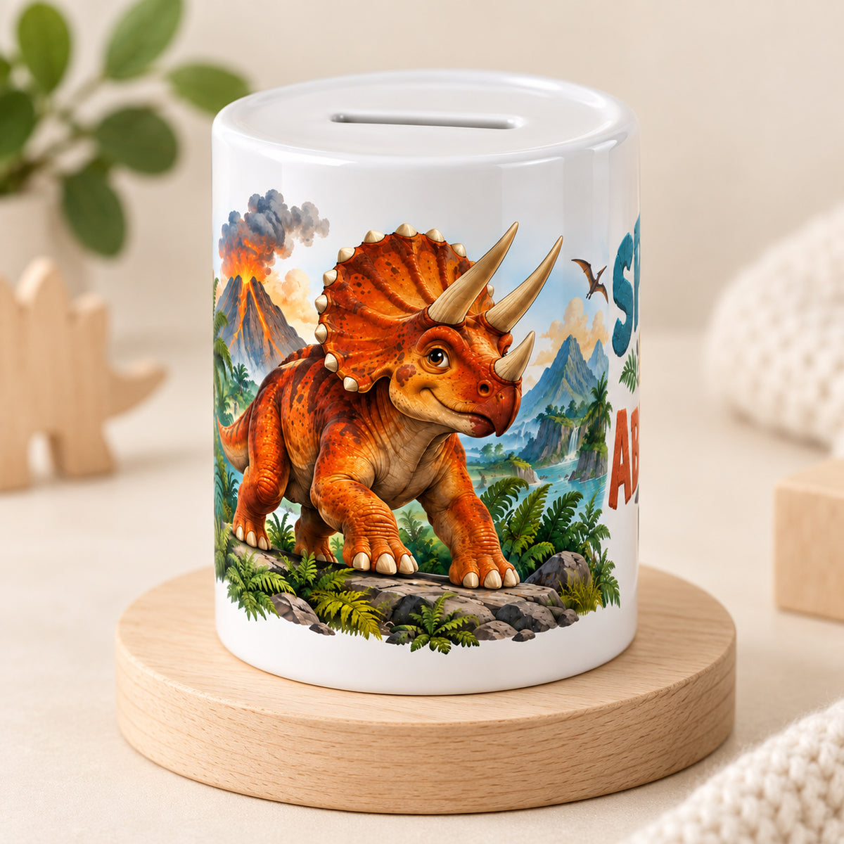 Dino-Spardose mit Namen – Vulkan-Abenteuer – Schrägansicht