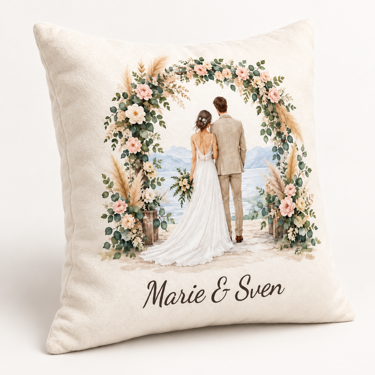 Bedruckte Vorderseite des Hochzeitskissenbezugs Brautpaar mit Marie & Sven.