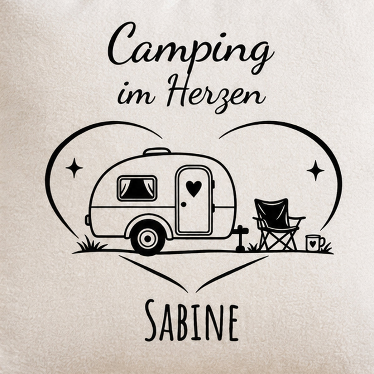 Motivdetail: Camping-Kissenbezug Camping im Herzen, personalisiert mit Sabine