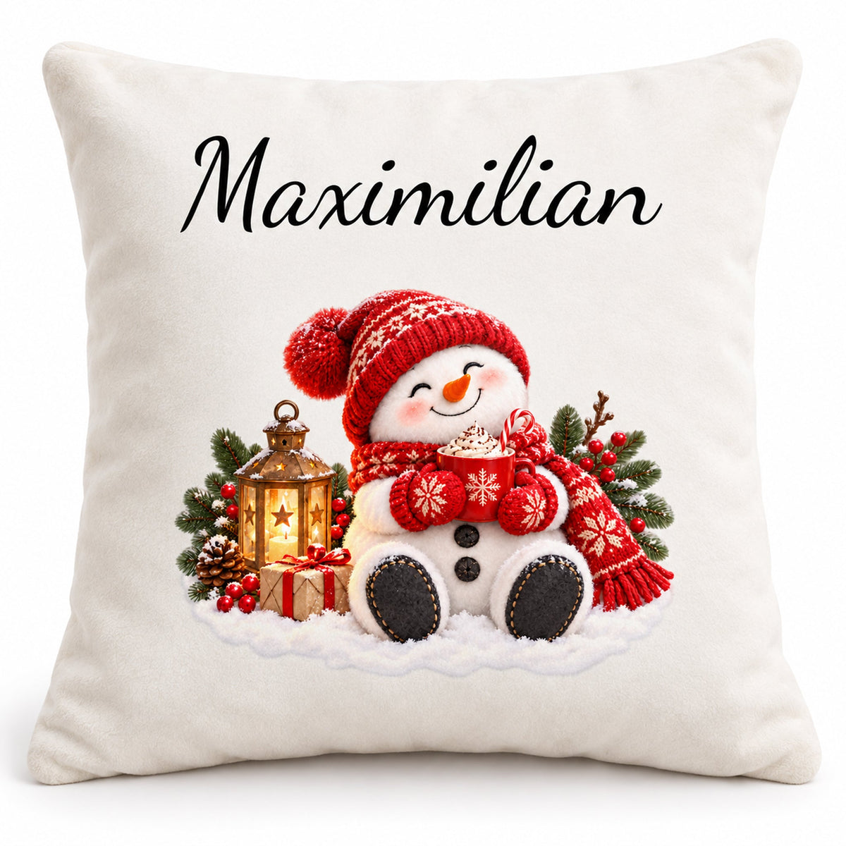 Schneemann-Kissenbezug Kakao-Auszeit, Bild 1, mit Beispielname Maximilian, 40 × 40 cm
