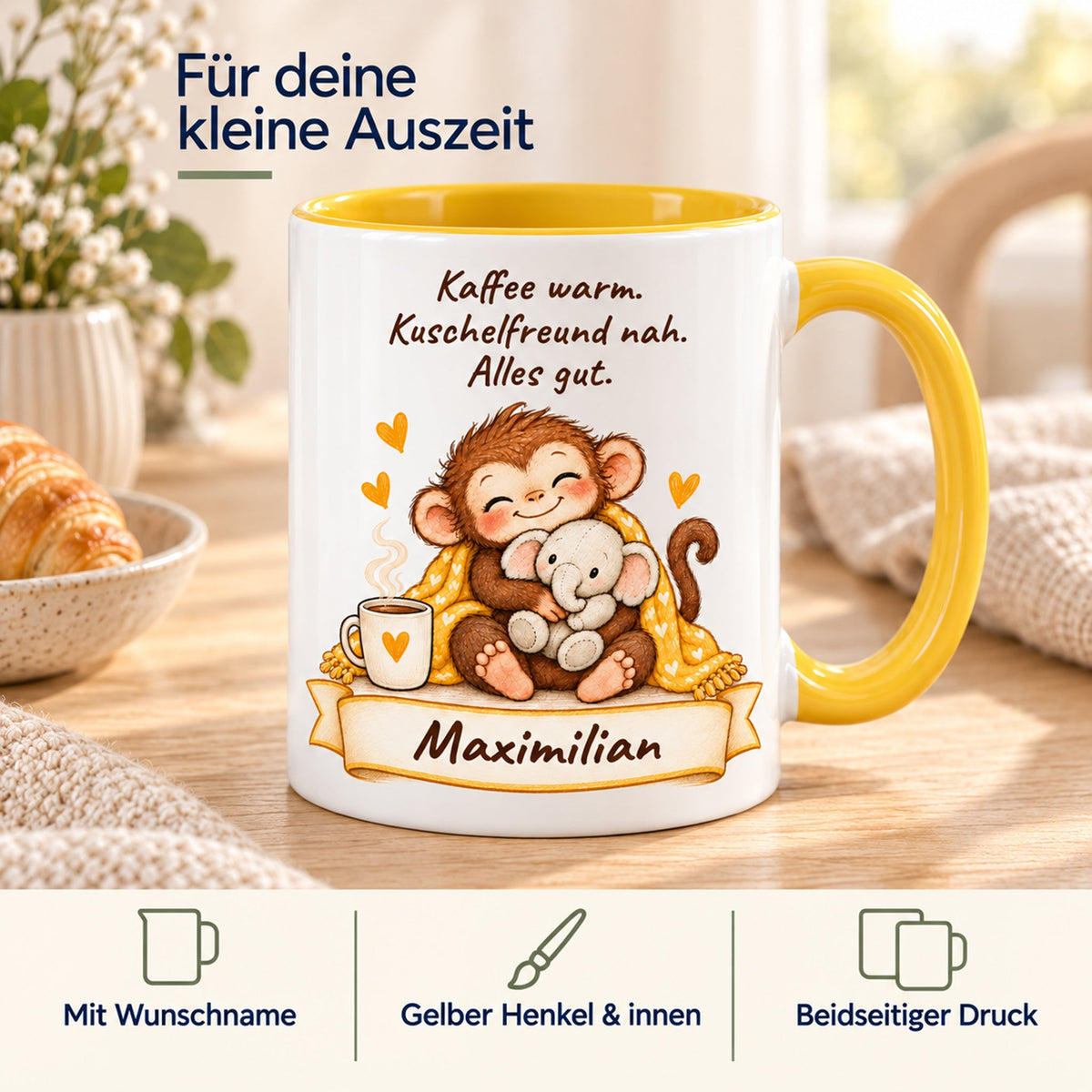 Eigenschaften: gelbe personalisierte Tasse mit Baby-Affe, Motiv Kuschelfreund Elefant, Beispielname Maximilian