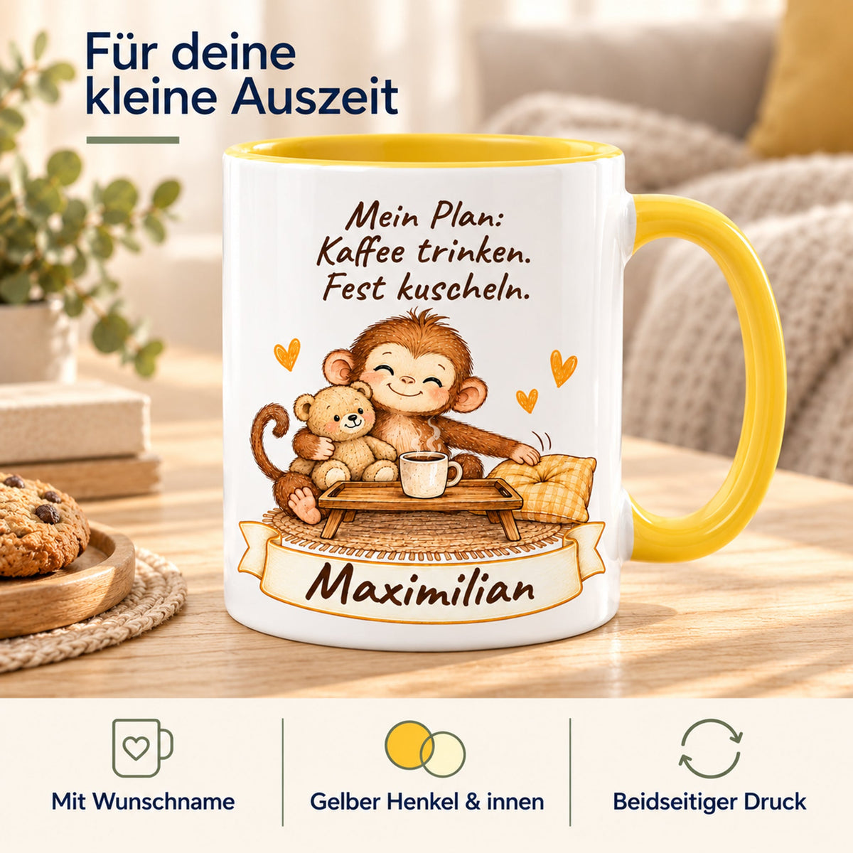 Eigenschaften: gelbe personalisierte Tasse mit Baby-Affe, Motiv Kaffee und Kuscheln, Beispielname Maximilian