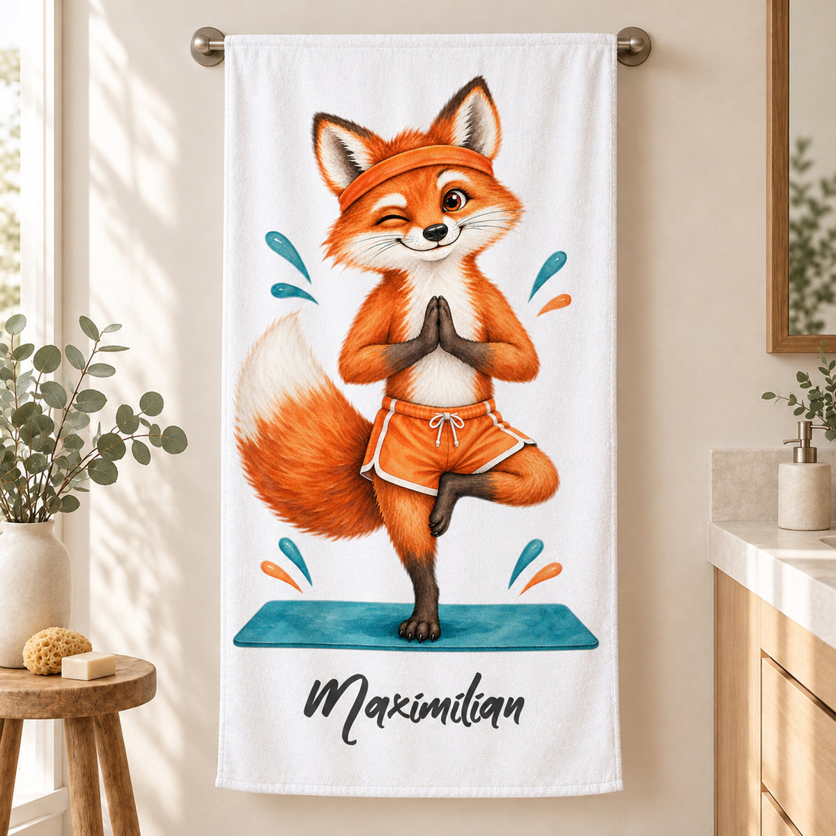 Personalisiertes Handtuch mit Yoga-Fuchs und Wunschname – Ansicht 8