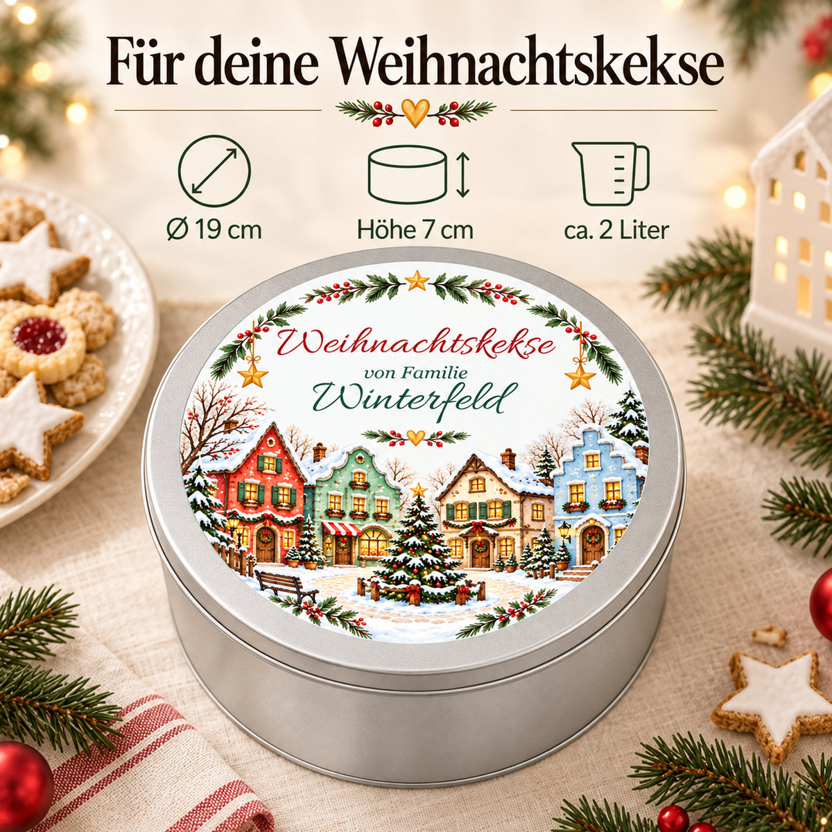 Produktdetails der Keksdose mit Dorfplatz: 19 cm Durchmesser, 7 cm Höhe und etwa 2 Liter Volumen