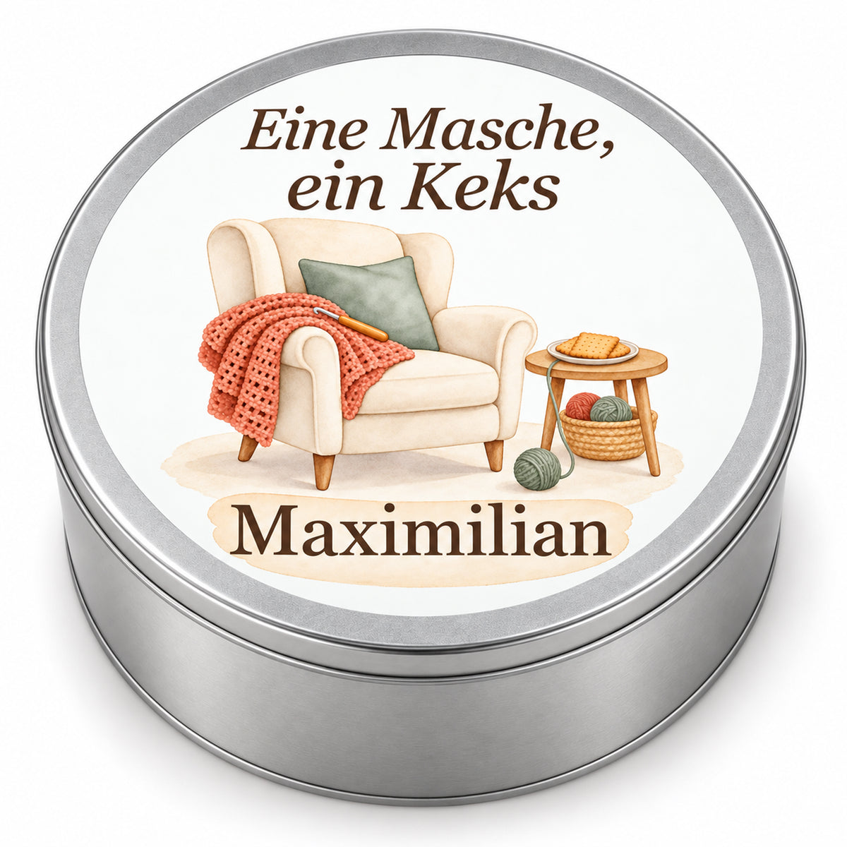 Personalisierte Keksdose mit Sessel, Beistelltisch und Wollkorb und Namensfeld auf weißem Hintergrund.