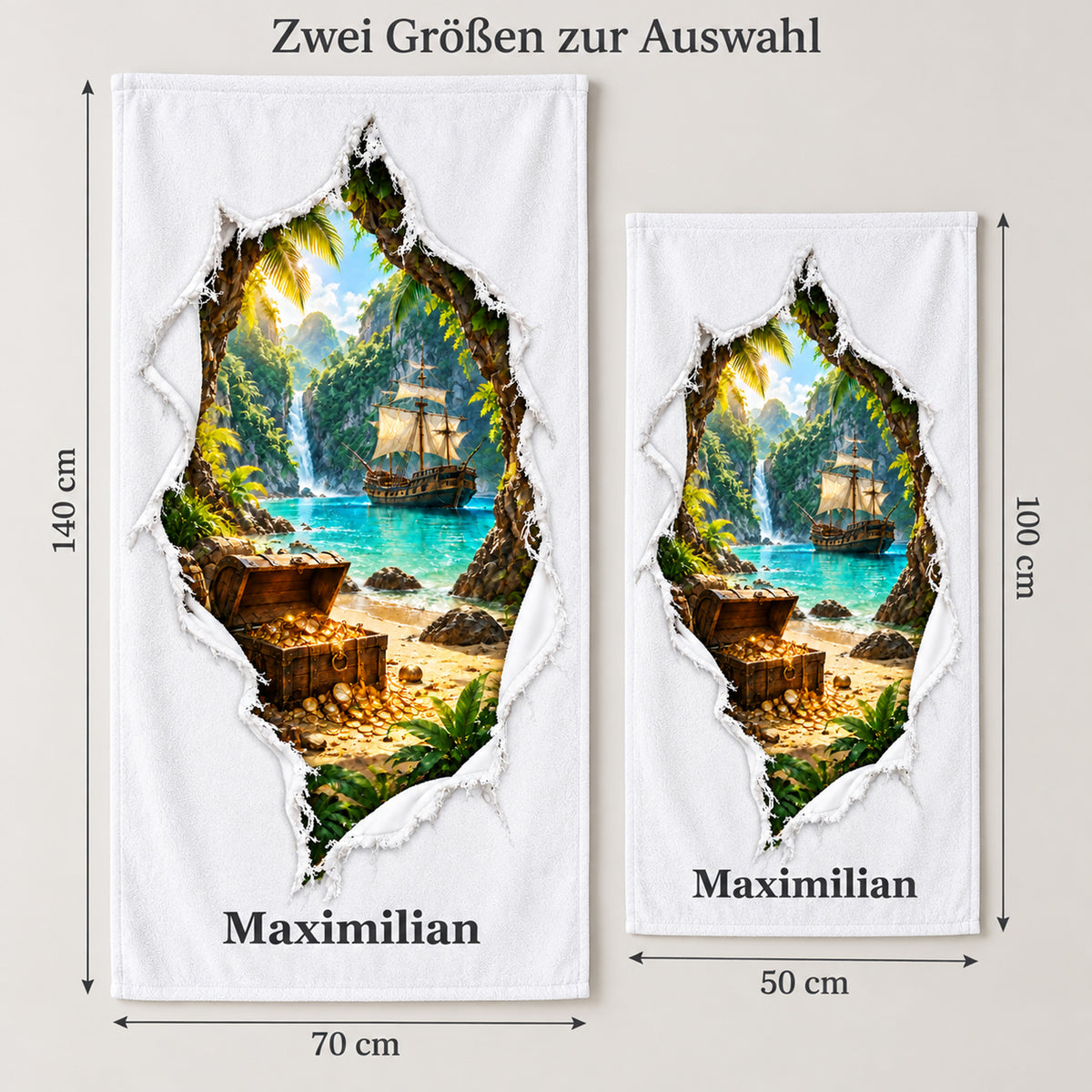 Zwei Größen des Handtuchs mit Piratenbucht-Motiv im Vergleich: 70 × 140 cm und 50 × 100 cm.