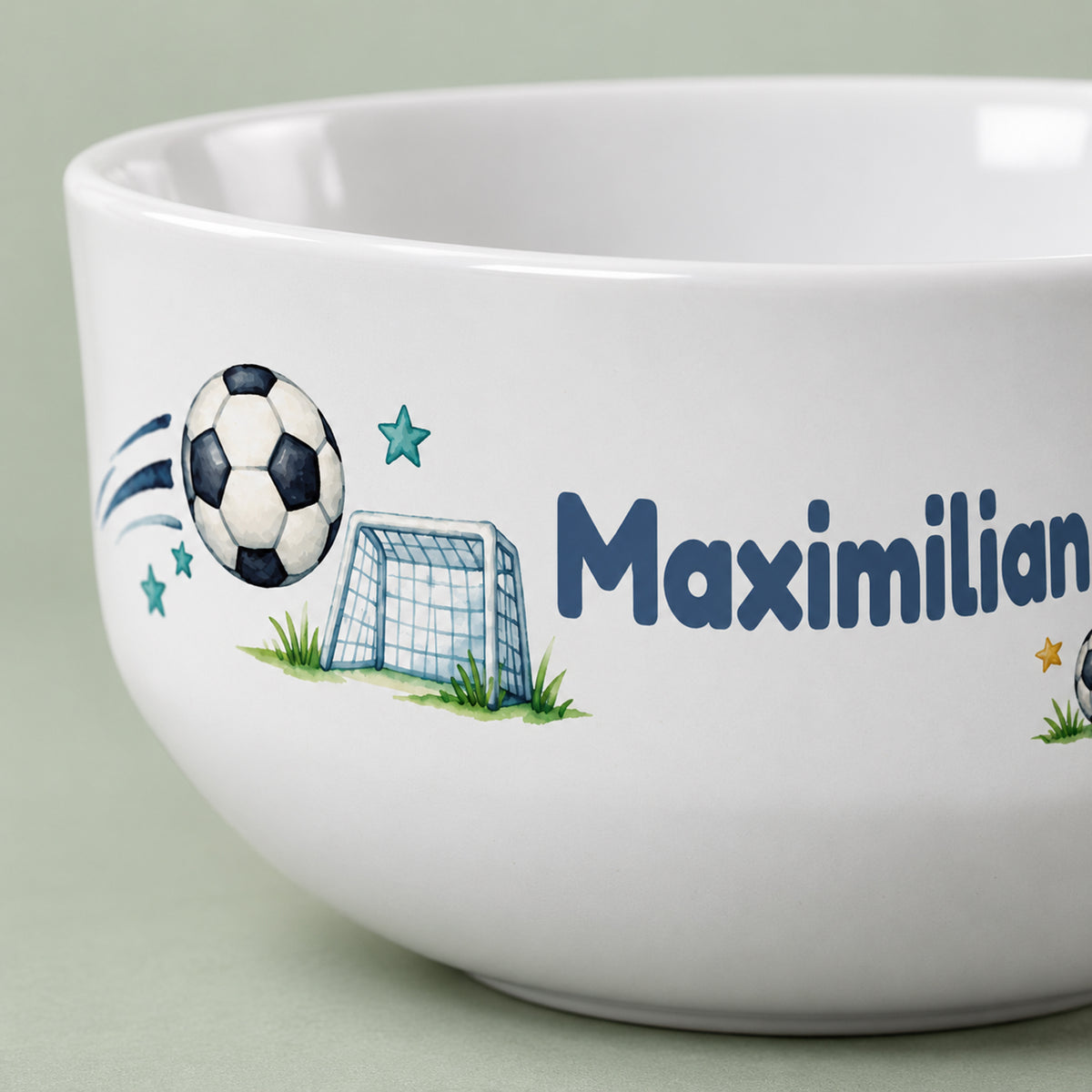 Detail des Aquarell-Fußballmotivs auf der weißen personalisierten Müslischale