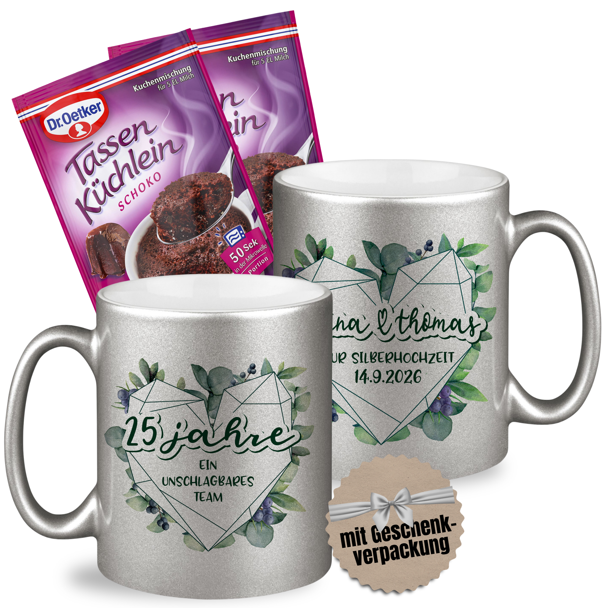 Silberne Tassen mit personalisiertem Aufdruck und Geschenkverpackung.