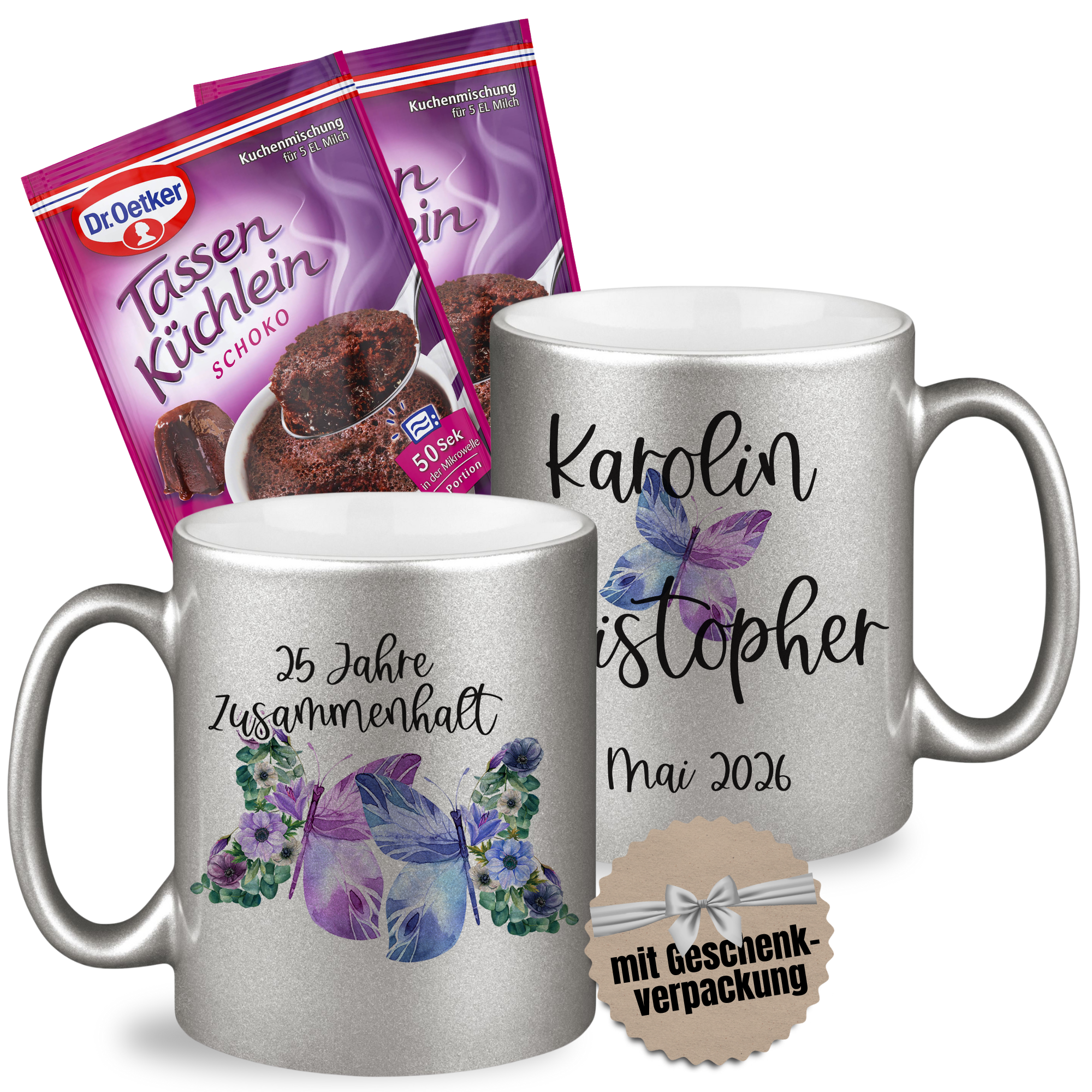 Silberne Tassen mit personalisierten Namen und Geschenkverpackung.