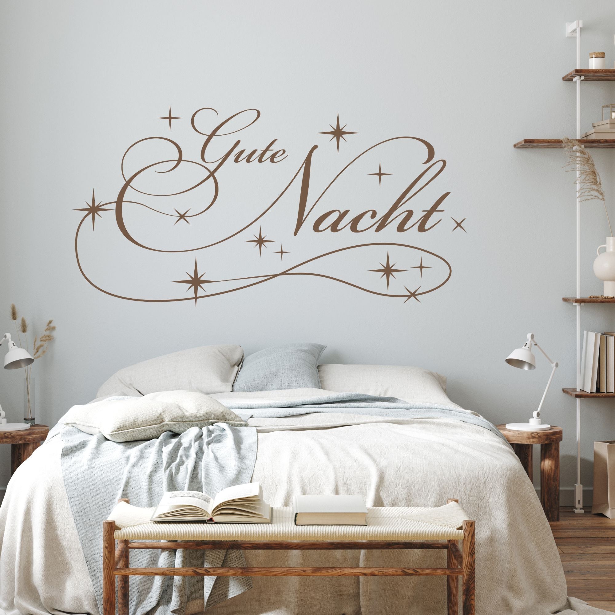 Wandtattoo "Gute Nacht" in Braun, Sterne, Schlafzimmer.