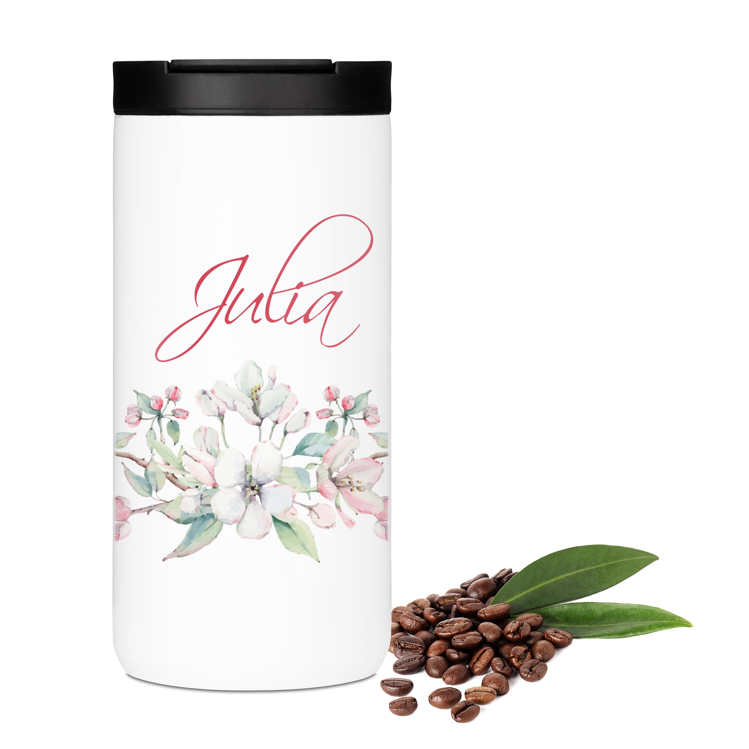 Weißer Kaffeebecher mit floralem Design und Namen "Julia".