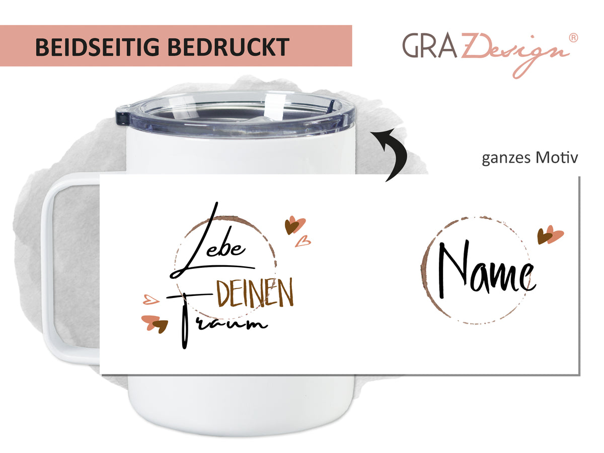 Weißer Becher mit dem Aufdruck "Lebe deinen Traum" und Platz für Namen.