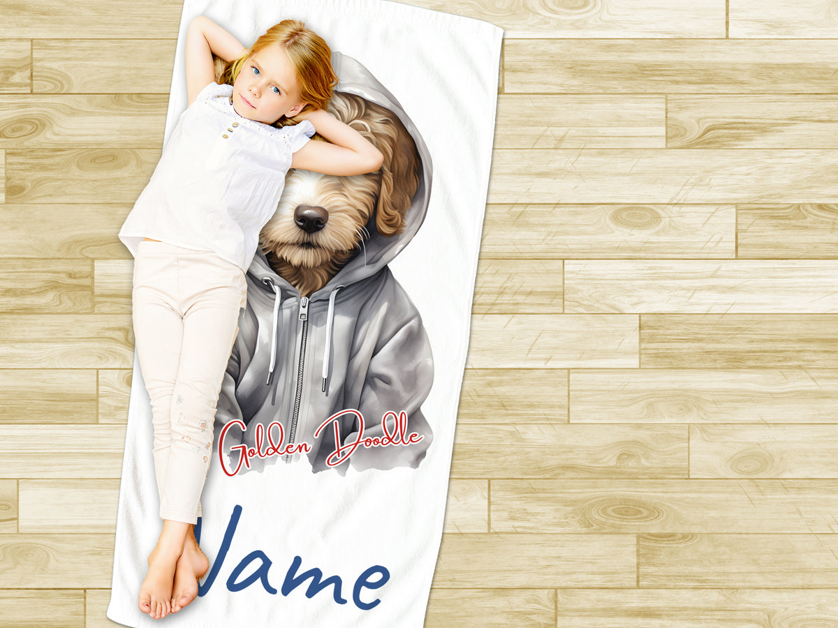 Personalisierte Decke mit Golden Doodle und Name in Blau.