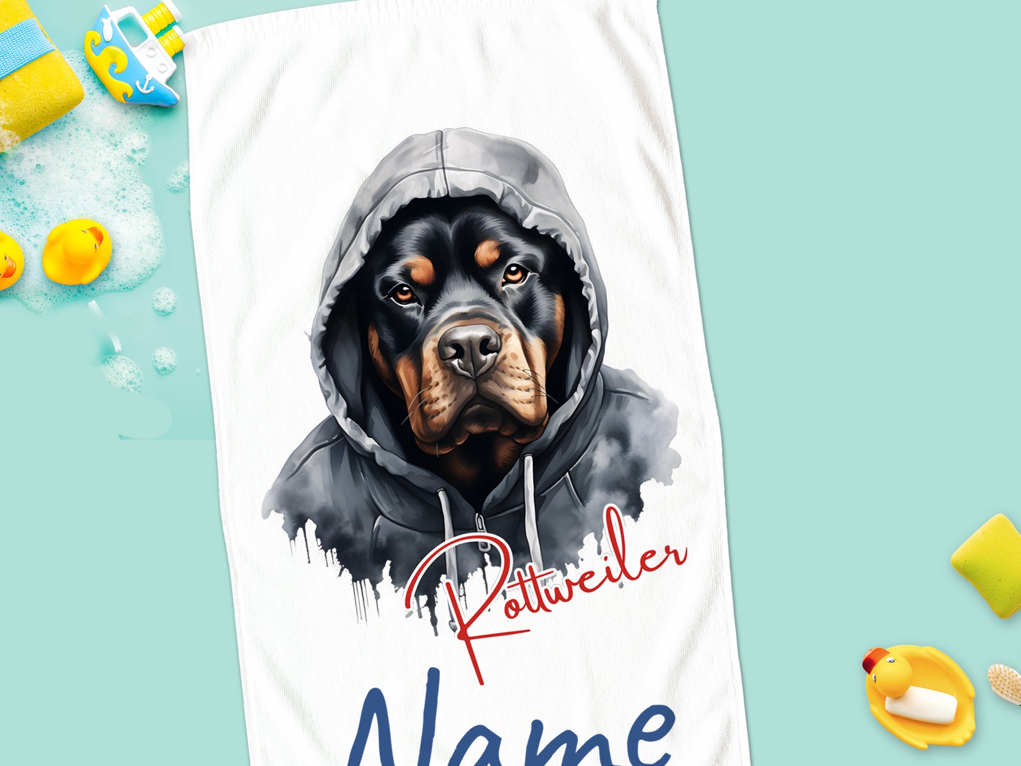 Rottweiler mit Kapuze, weißes Handtuch, personalisierbar.