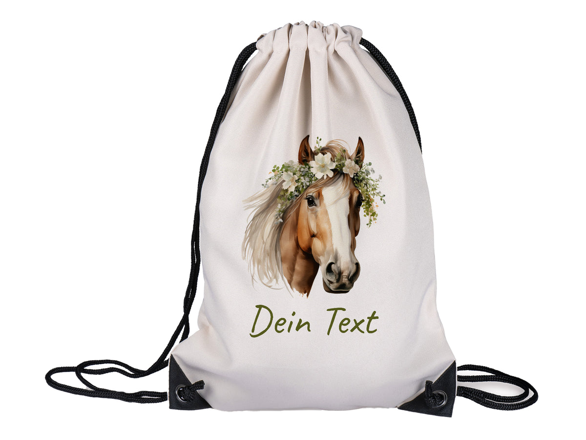 Beige Turnbeutel mit Pferdekopf und Blumenkranz.