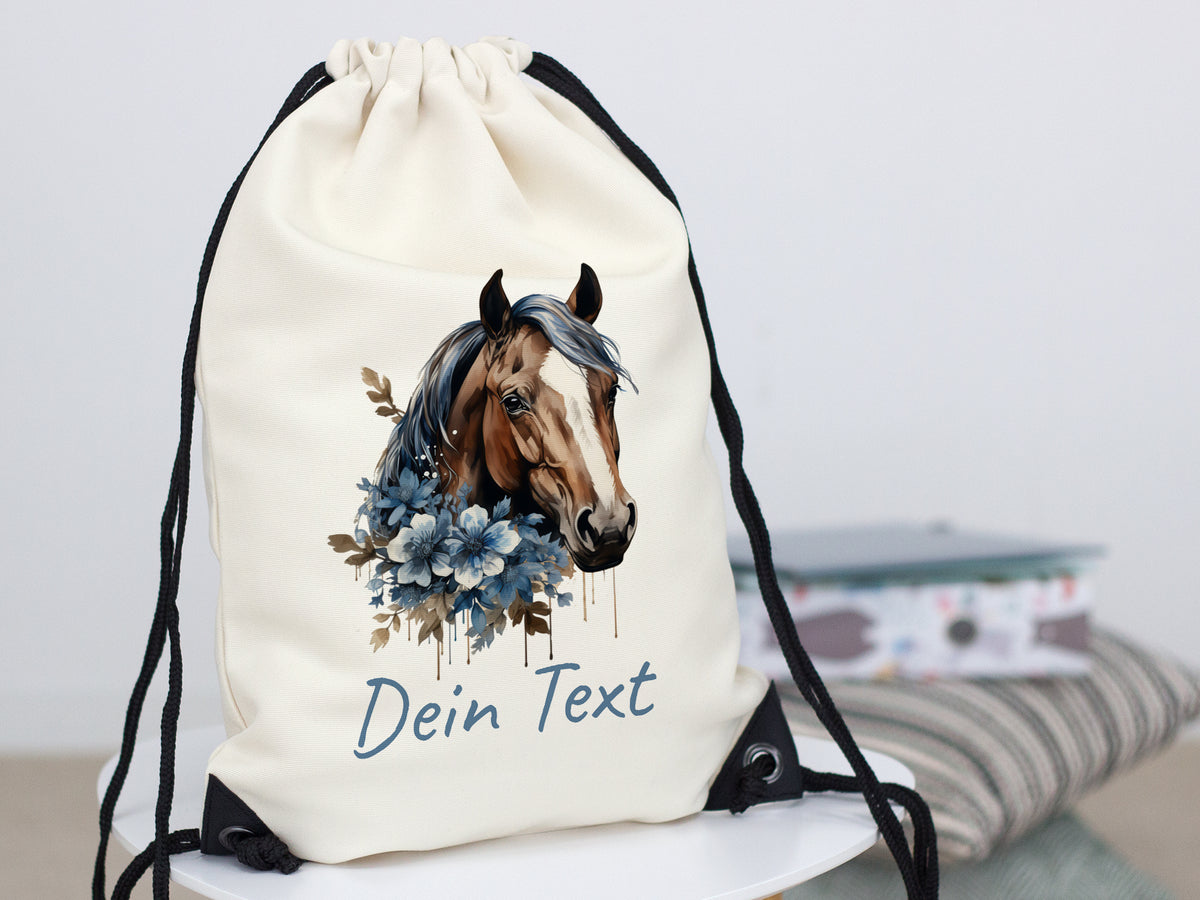 Beige Turnbeutel mit Pferdemotiv und personalisierbarem Text.