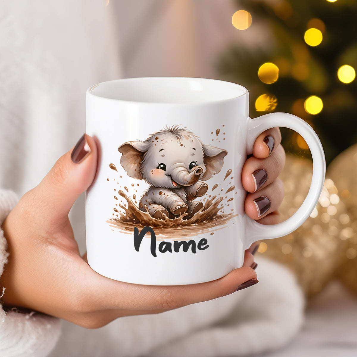 Tasse mit niedlichem Elefanten und personalisiertem Namen.