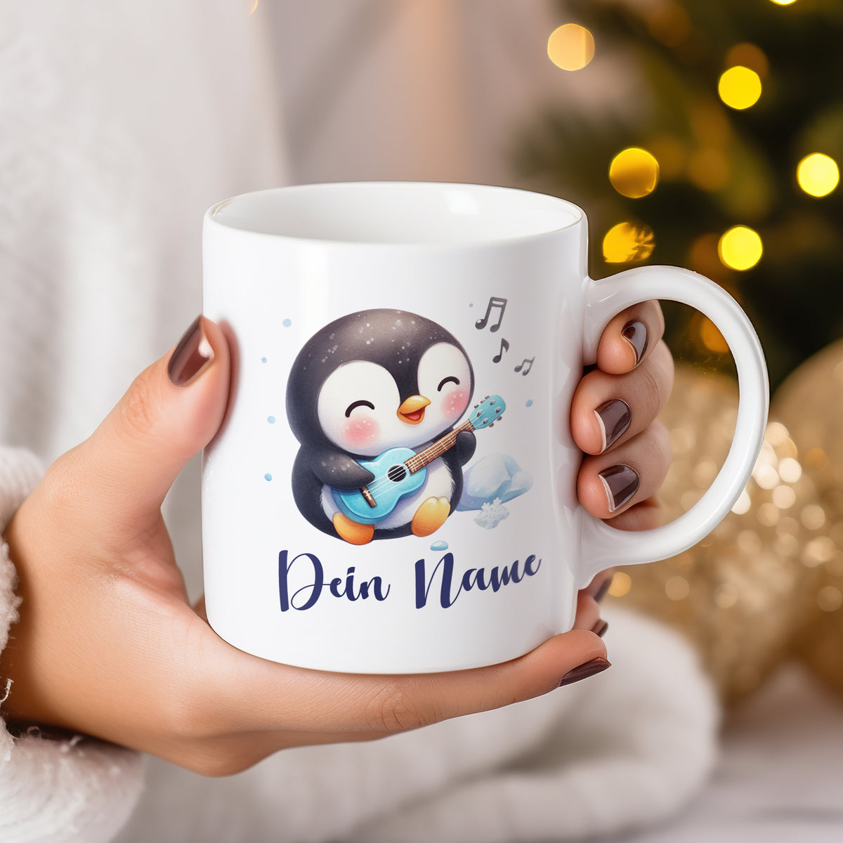 Kaffeetasse mit niedlichem Pinguin und personalisiertem Namen.