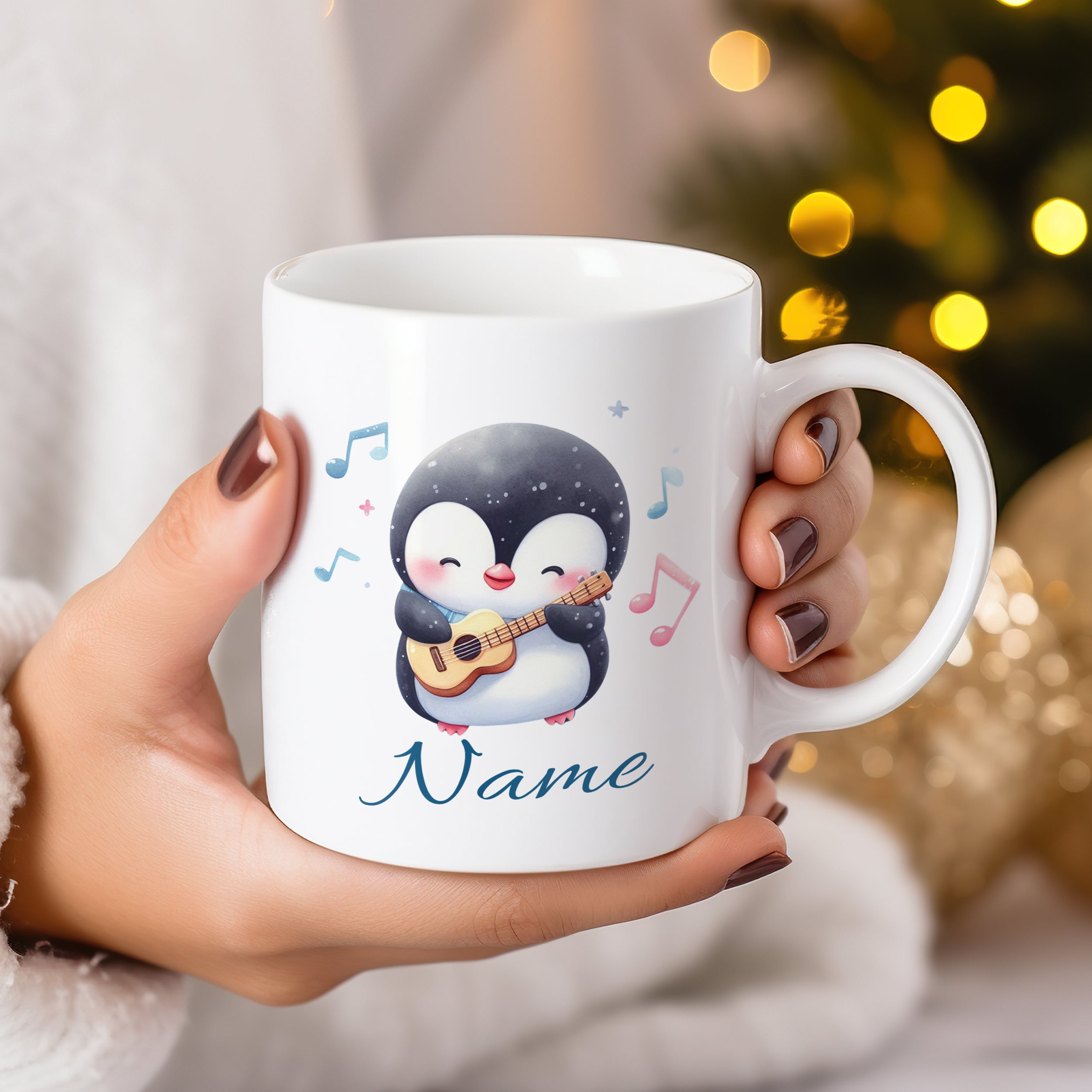 Tasse mit niedlichem Pinguin und personalisierbarem Namen.