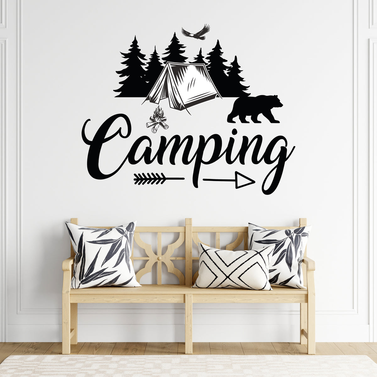 Schwarzer Camping-Wandaufkleber mit Zelt und Bär.