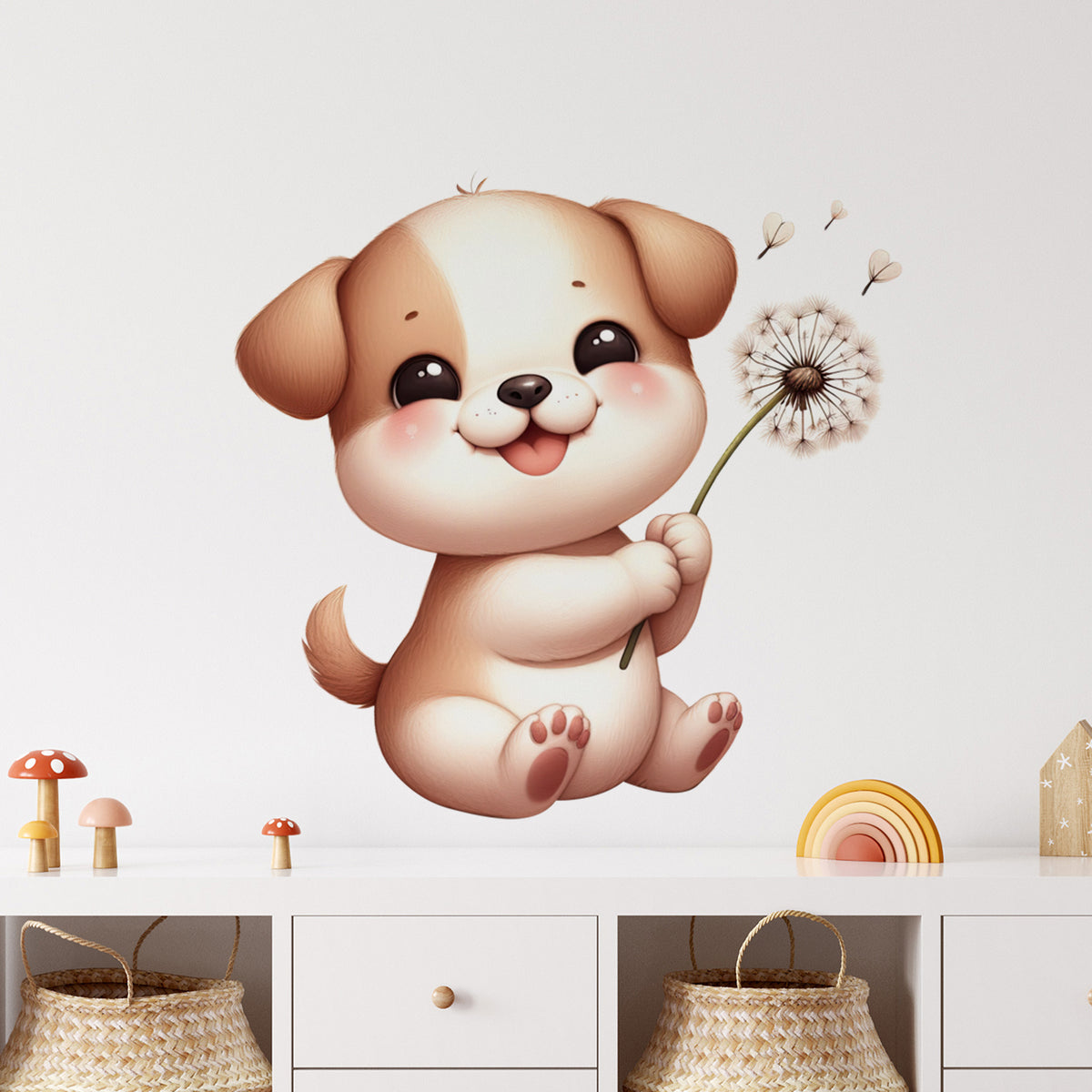 Niedlicher brauner Hund mit Pusteblume, fröhlich lächelnd.