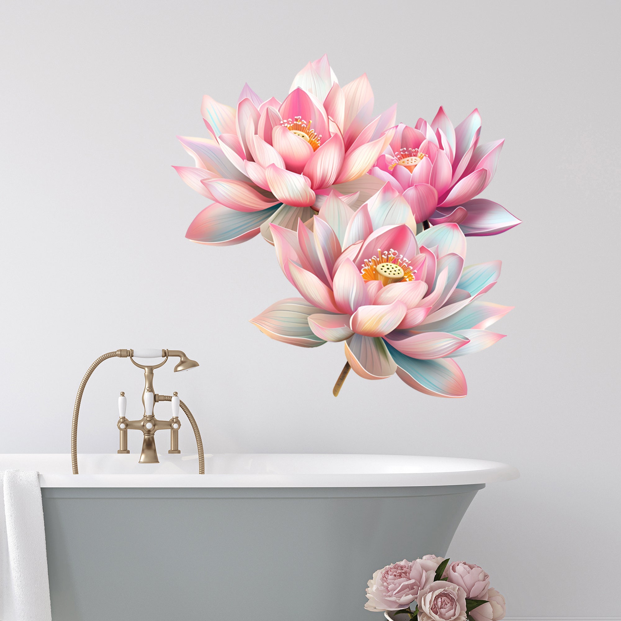 Wandtattoo mit rosa Lotusblüten im Badezimmer