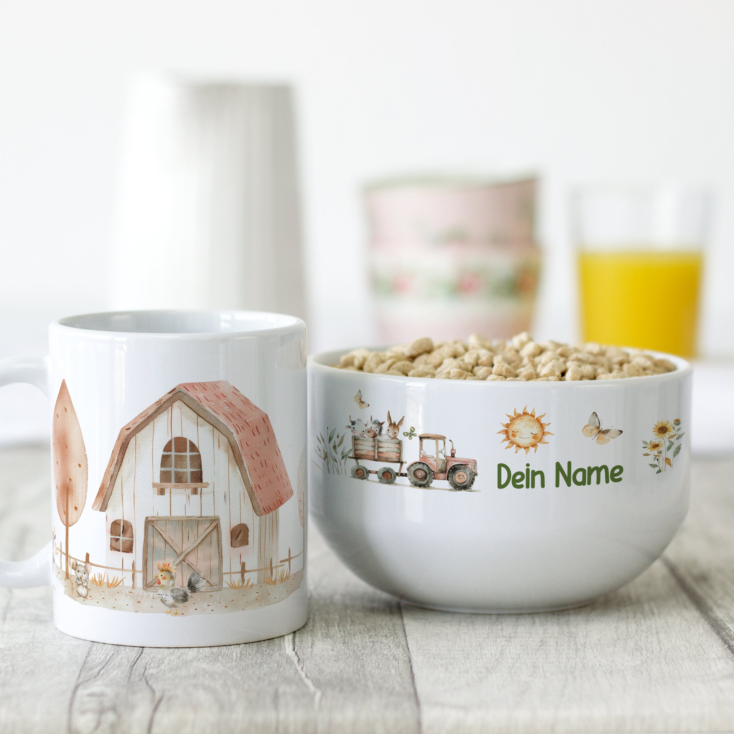 Tasse mit Scheunenmotiv und personalisierbarem Schüssel-Design.