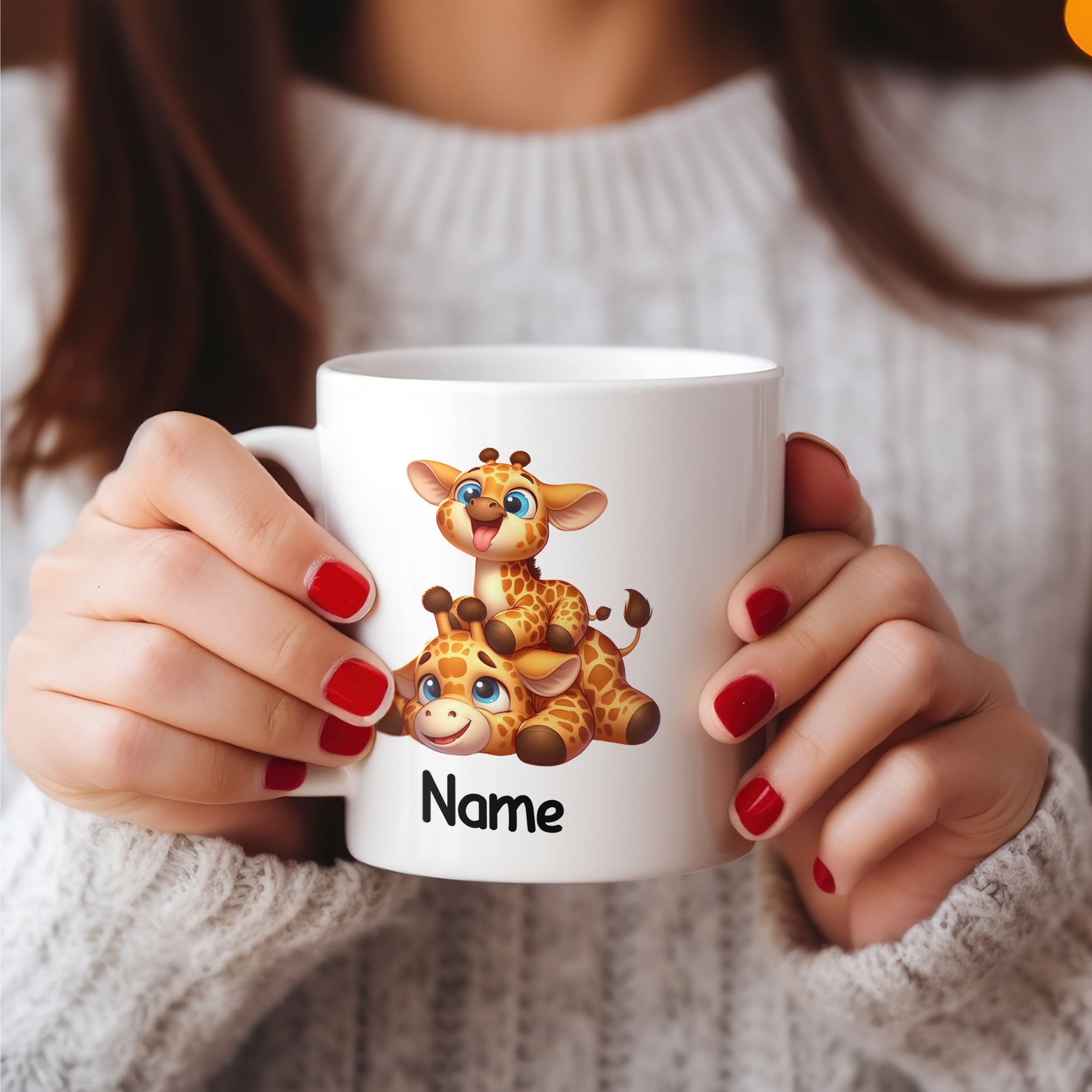 Kaffeetasse mit zwei niedlichen Giraffen und personalisierbarem Namen.