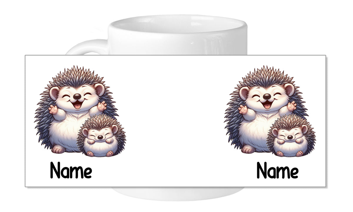 Tasse mit zwei niedlichen, lächelnden Igeln und Namen.
