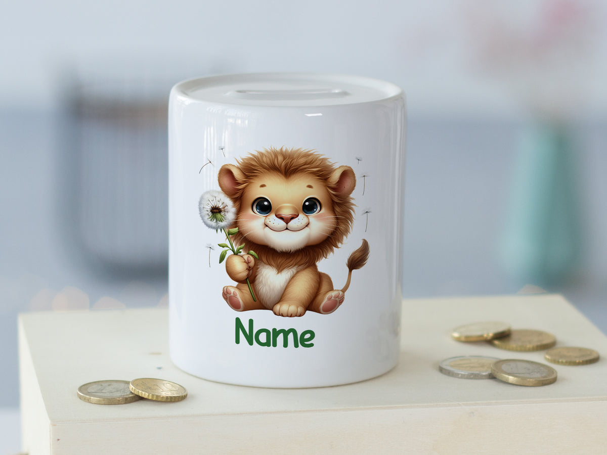 Spardose mit niedlichem Löwenmotiv und personalisierbarem Namen.