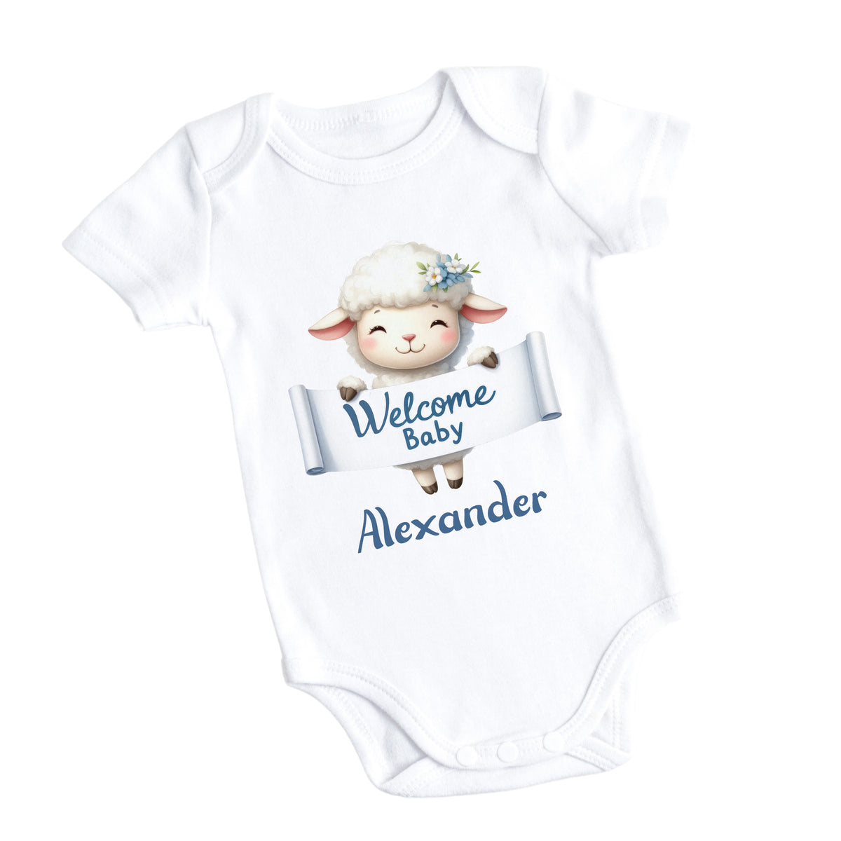 Weißer Babybody mit Schaf-Motiv und „Welcome Baby Alexander“-Aufdruck.