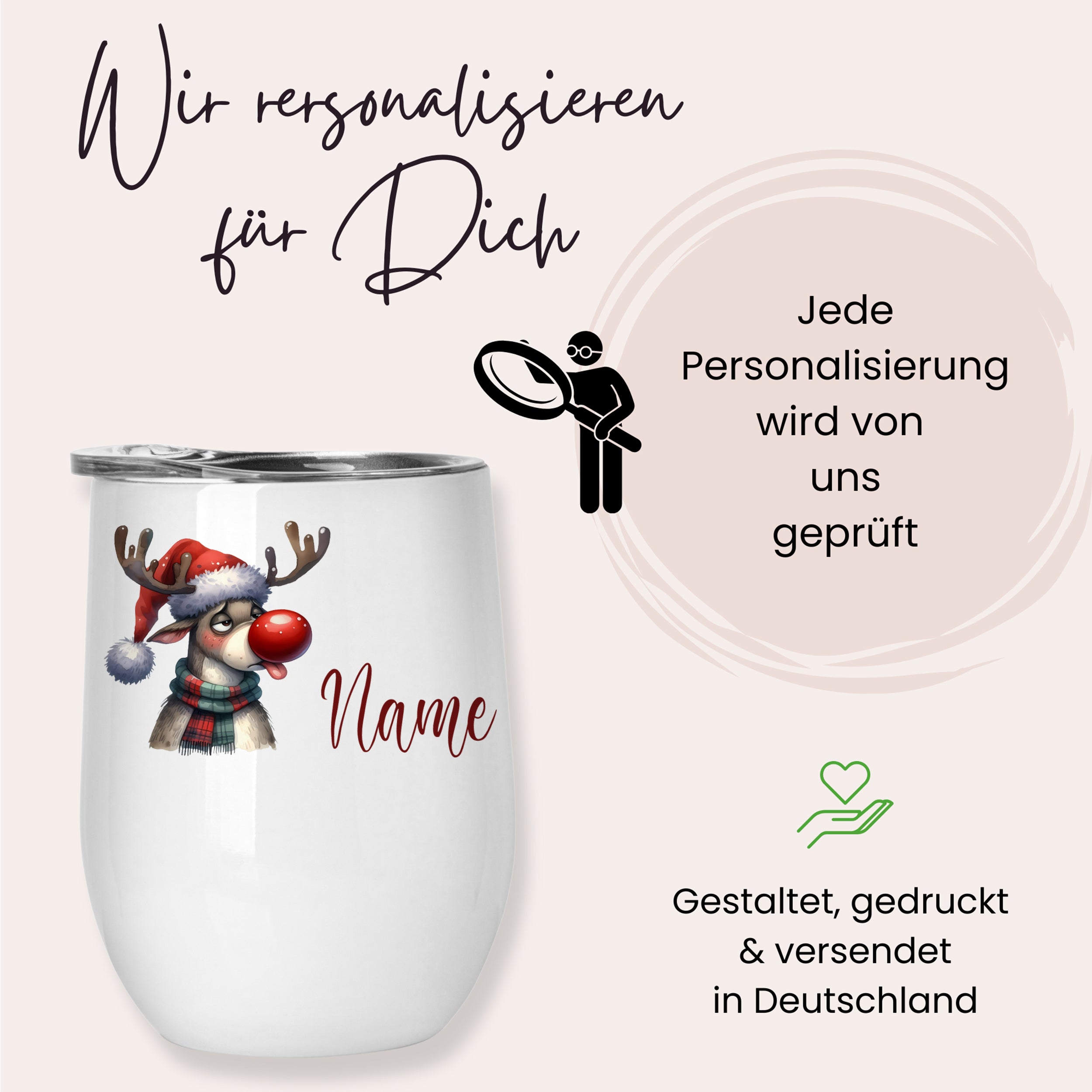 Weißer Becher mit Rentier-Motiv und personalisierbarem Namen.