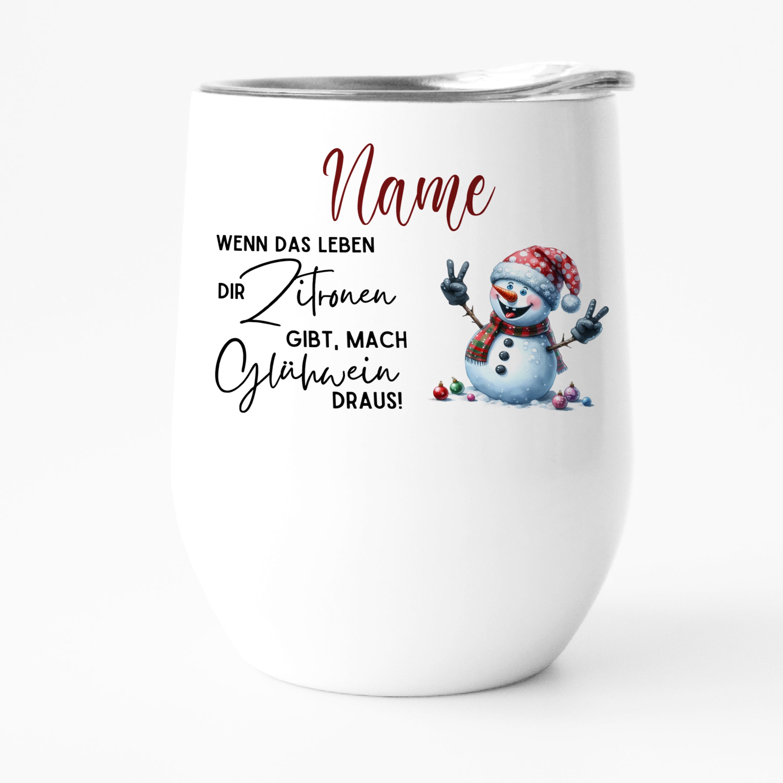 Weißer Becher mit Schneemann und Weihnachtsbotschaft.