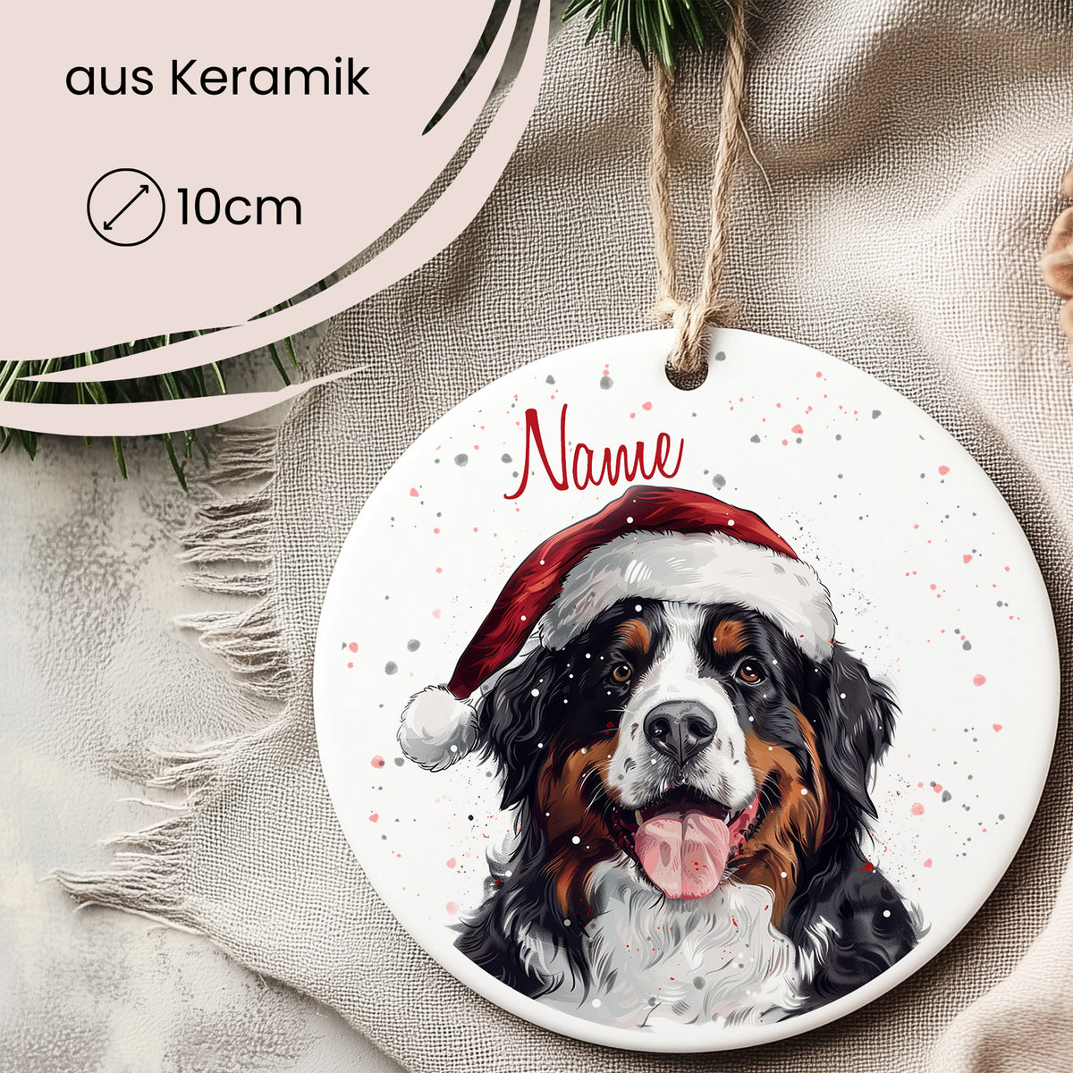 Keramikschild mit Hund im Weihnachtsmann-Hut, 10 cm.