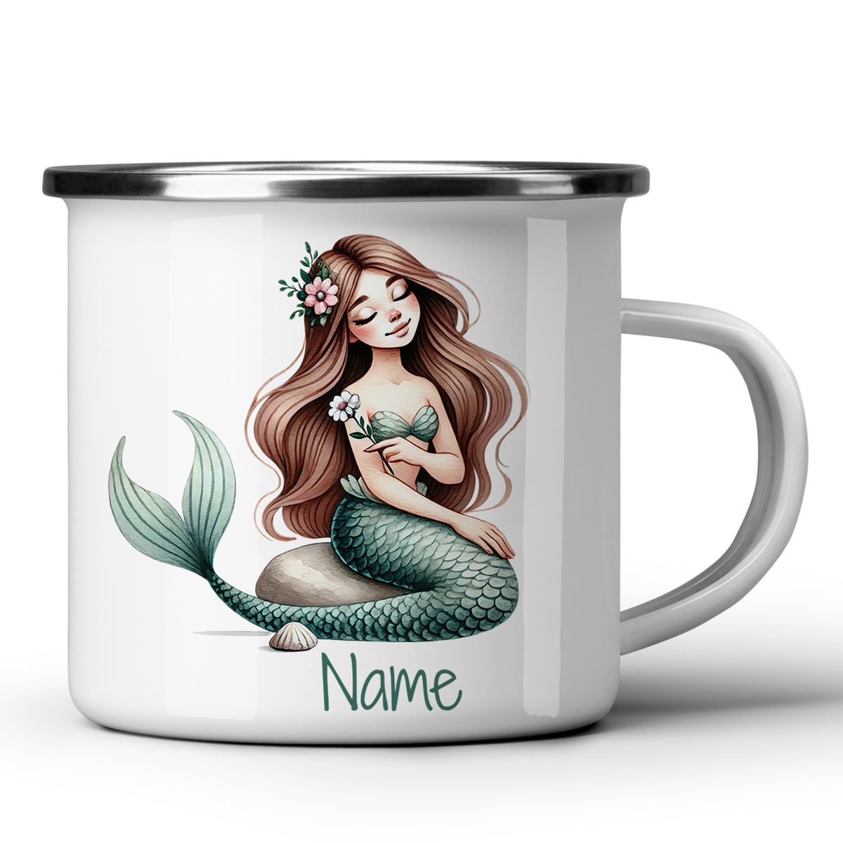 Weißer Emaillebecher mit Meerjungfrau-Illustration und personalisierbarem Namen.