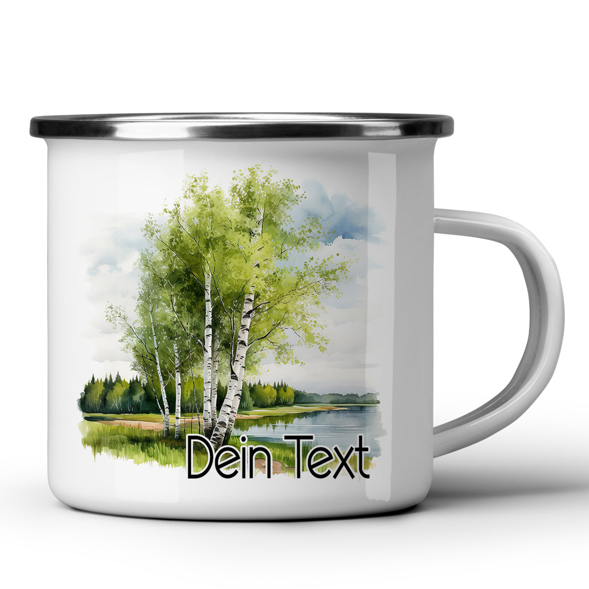 Weißer Emaillebecher mit Birkenmotiv und personalisiertem Text.