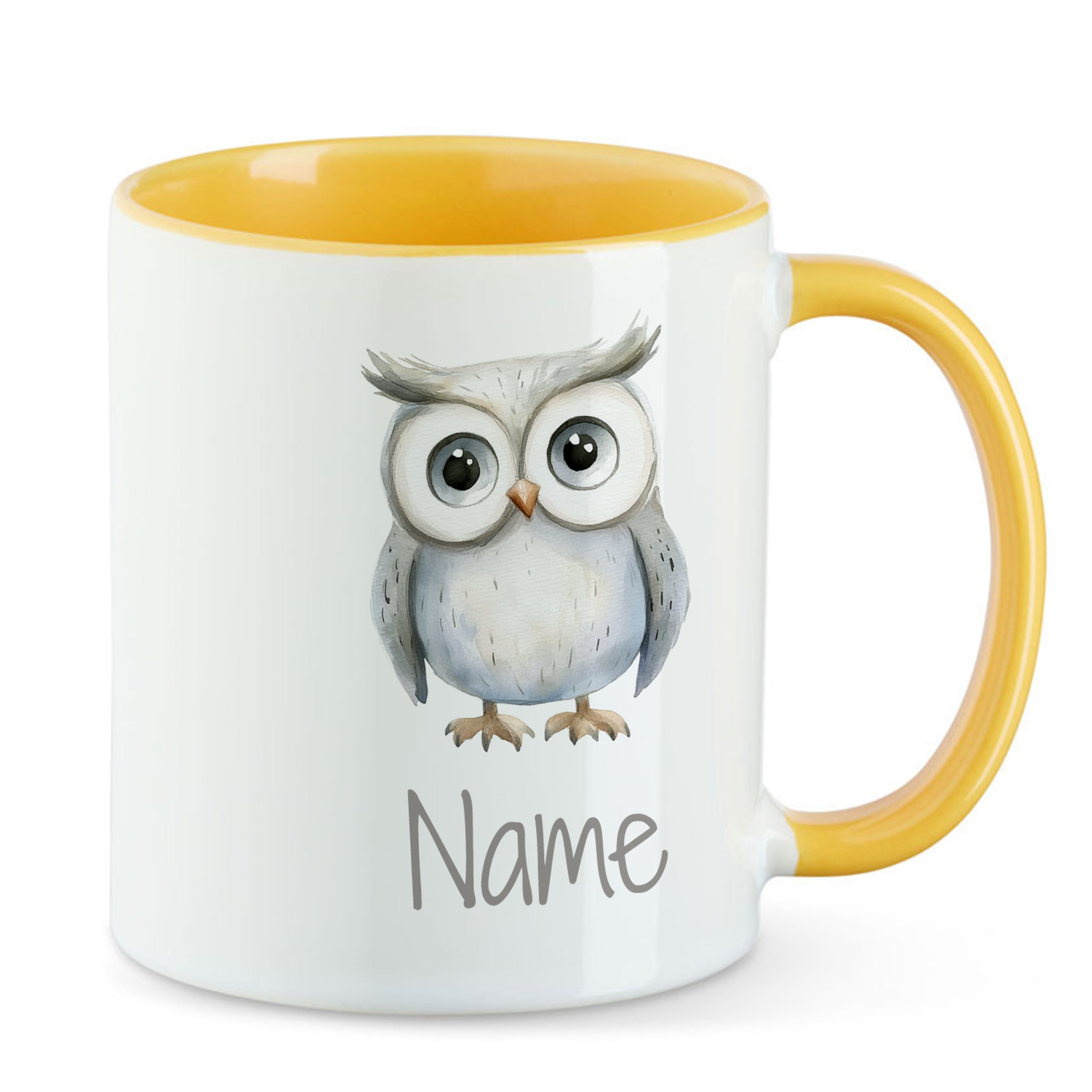 Tasse mit Eule und gelbem Henkel, personalisierbar.