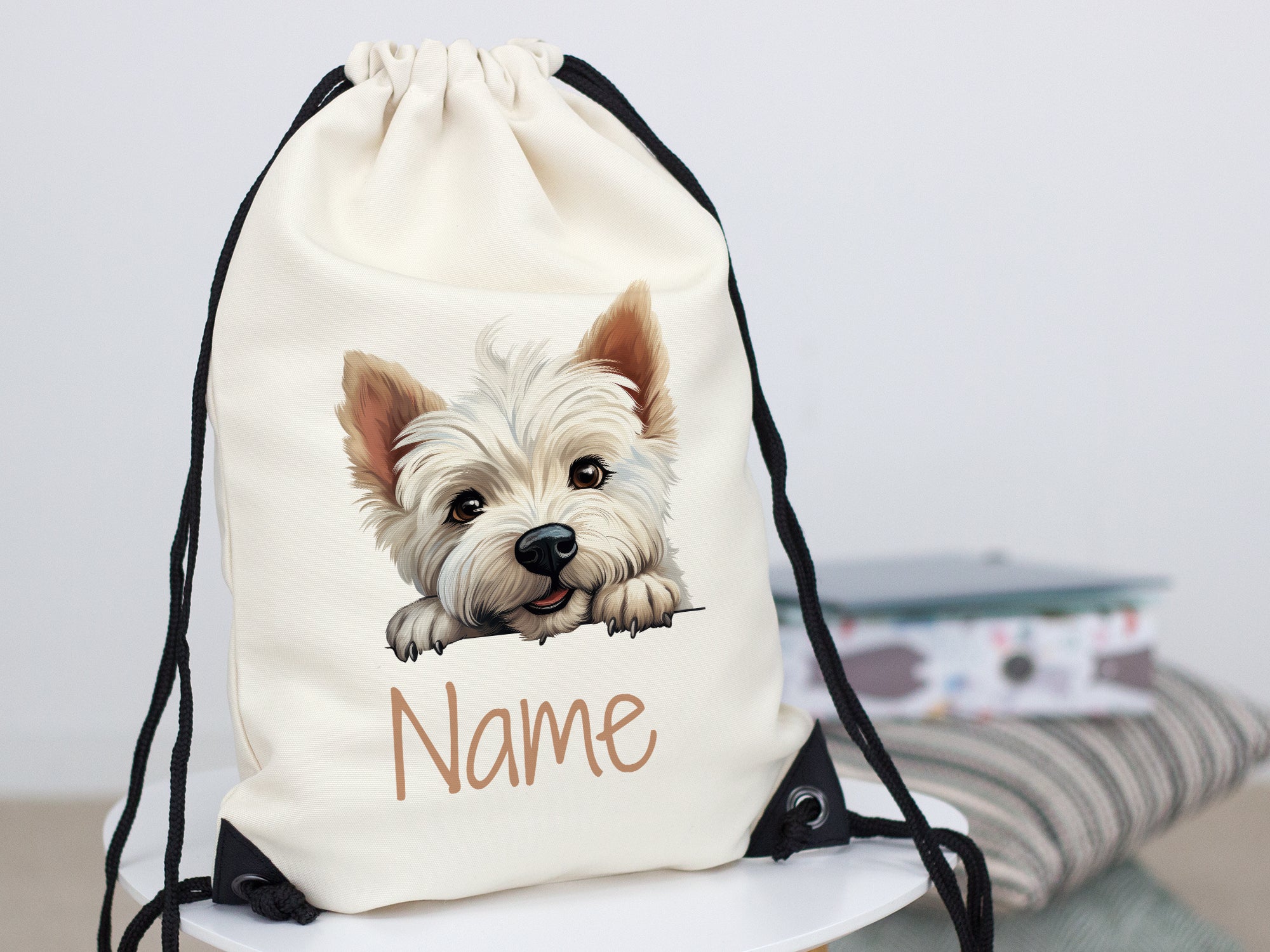 Beige Turnbeutel mit Hundemotiv und personalisierbarem Namen.
