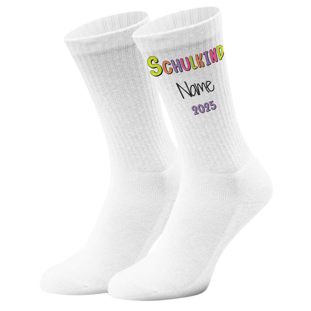 Weiße Socken mit buntem Aufdruck "SCHULKIND Name 2025".