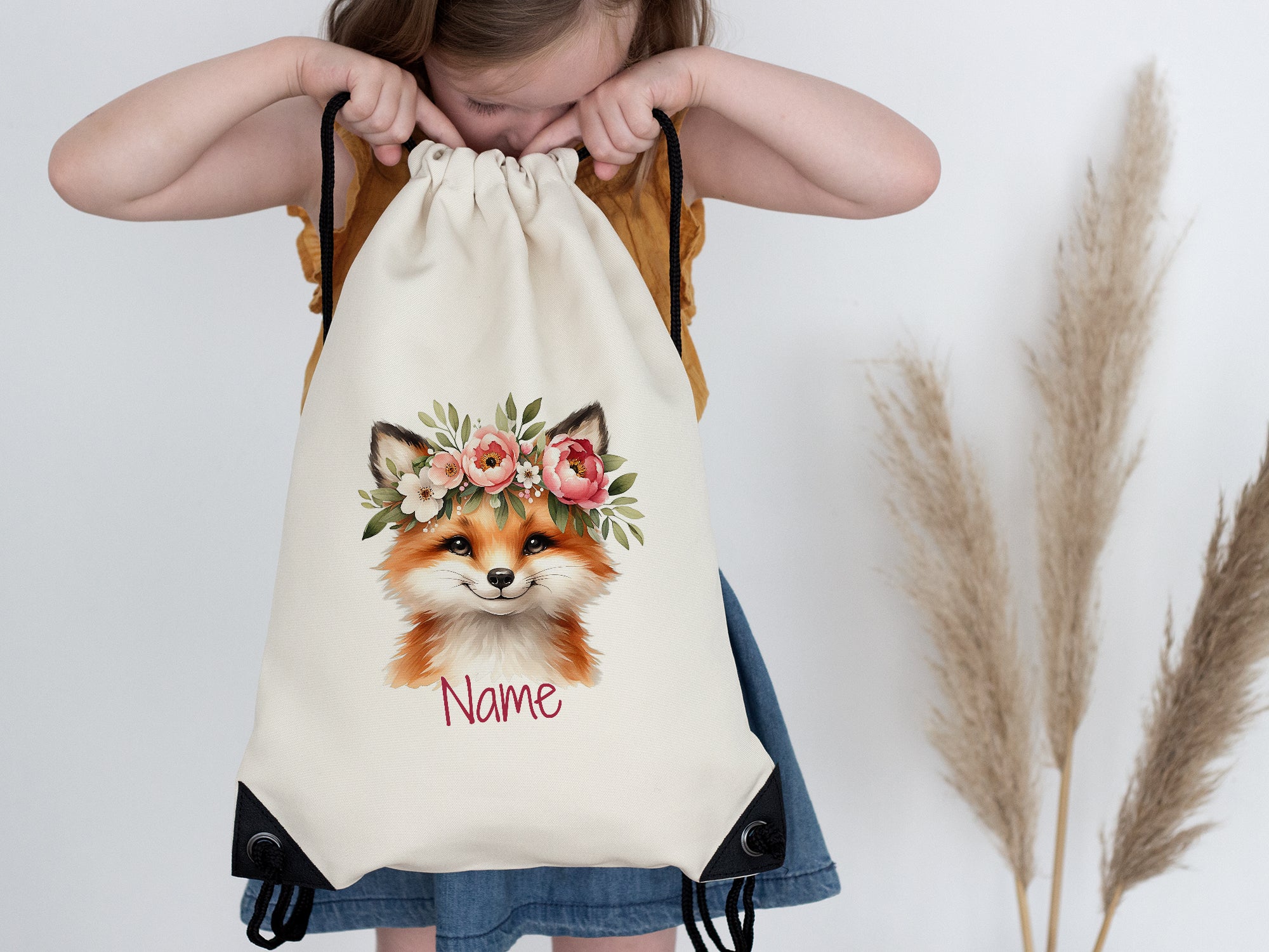 Beige Turnbeutel mit Fuchs und Blumenkranz, personalisierbar.