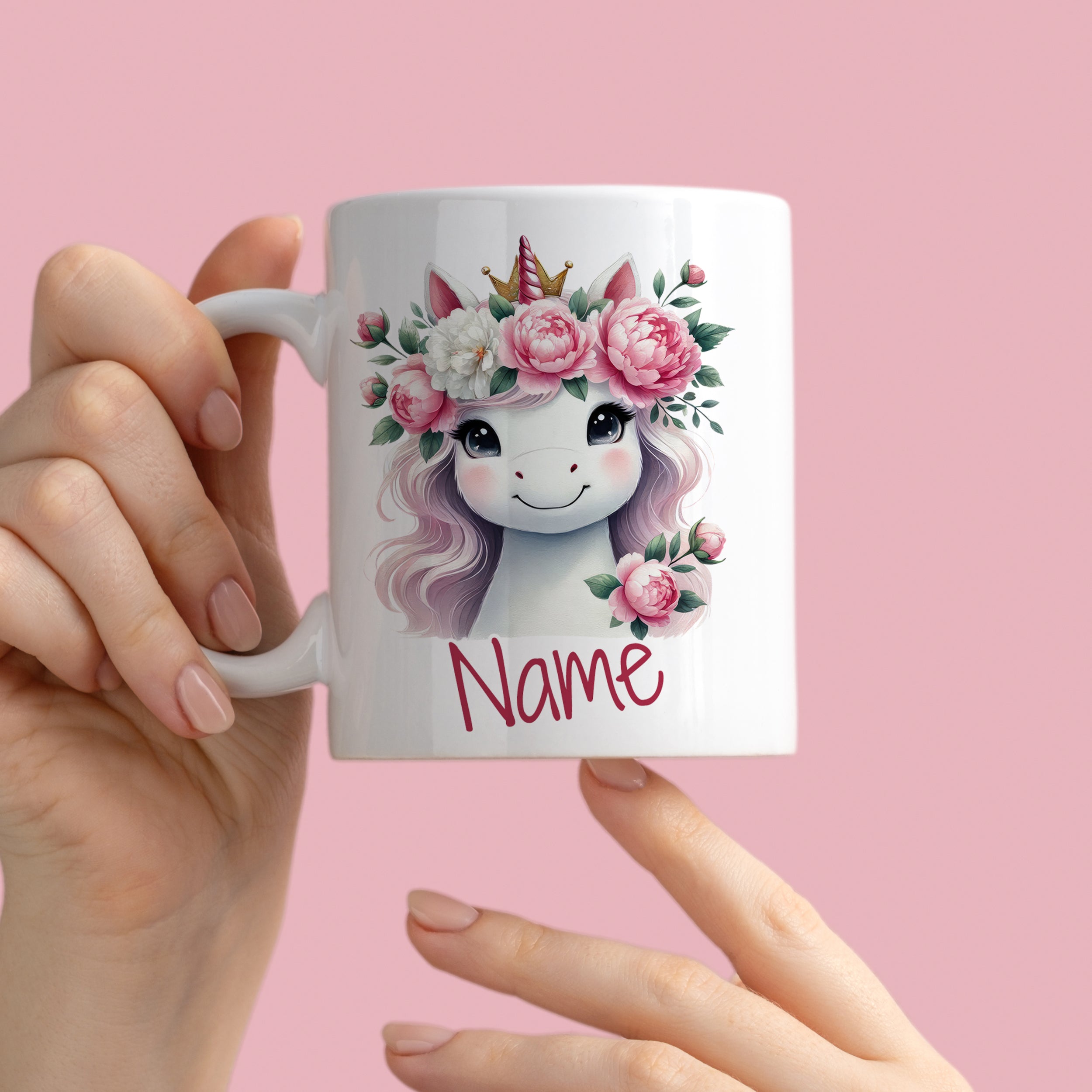 Tasse mit Einhorn-Motiv und Blumen, personalisierbar.