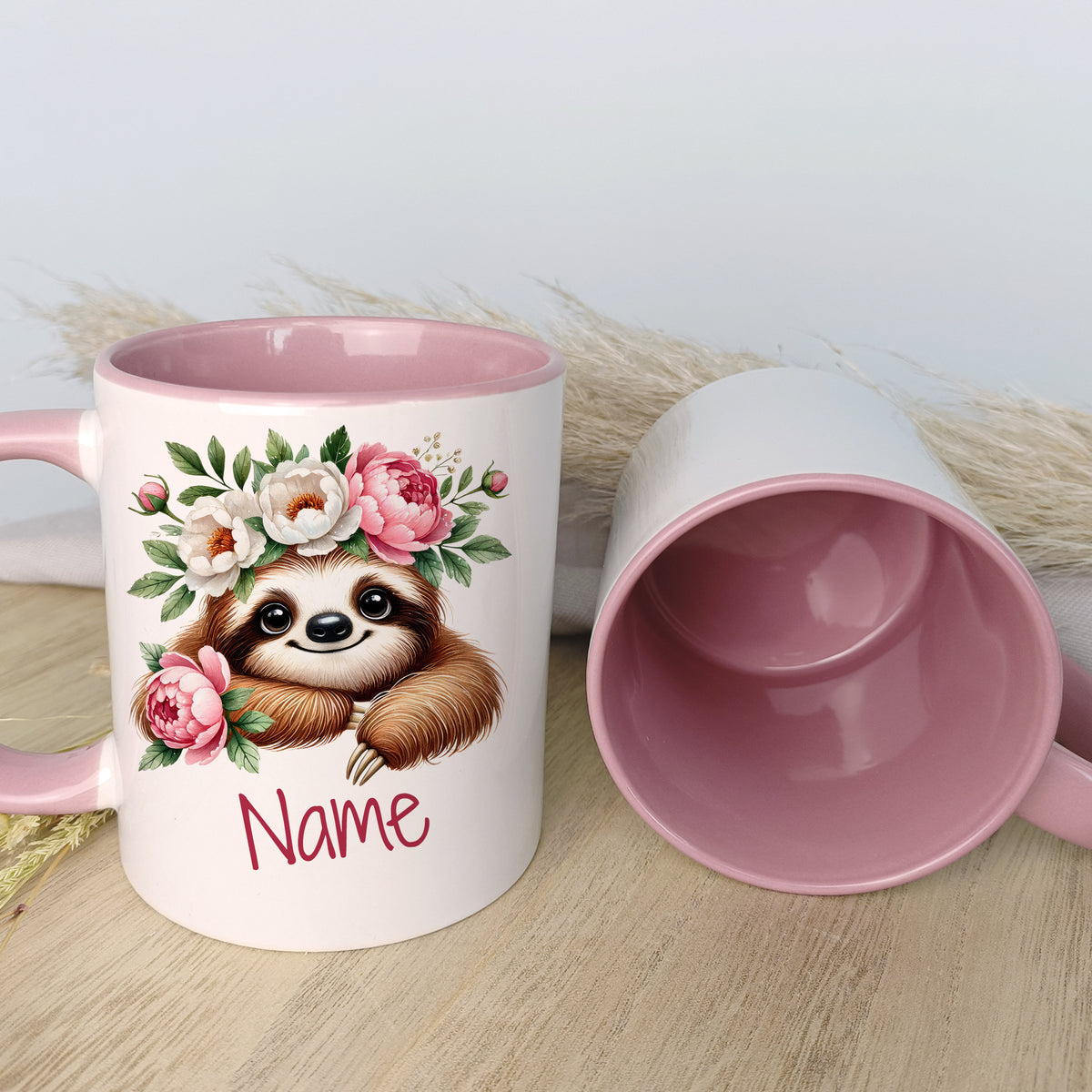 Tasse mit Faultier und Blumen