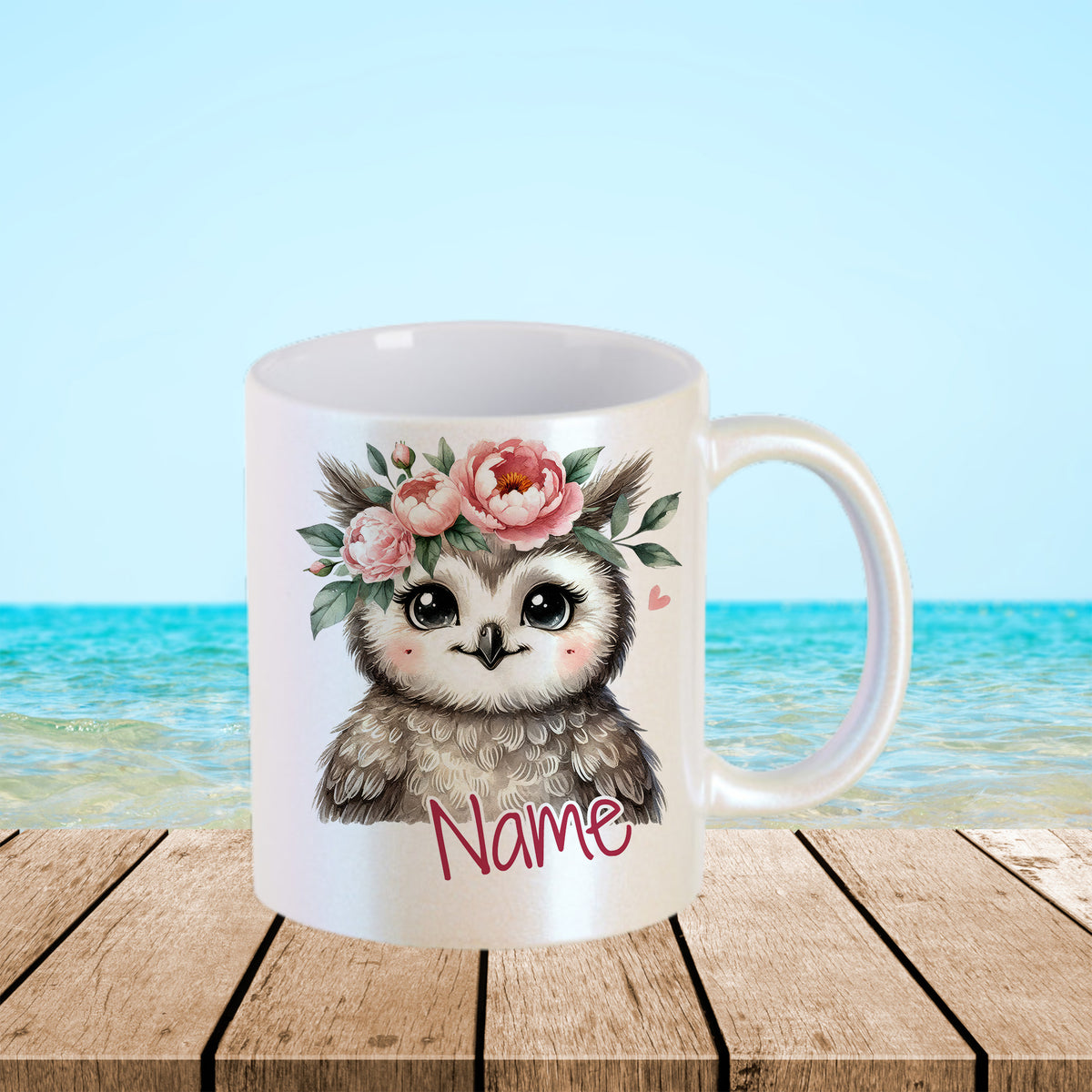 Kaffeetasse mit Eule und Blumen, personalisierbar.