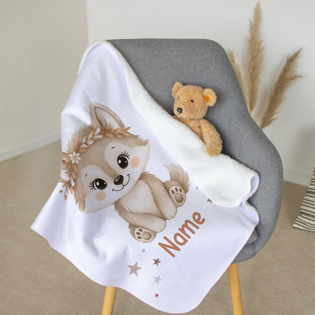 Flauschige Decke mit Fuchs-Motiv und personalisiertem Namen.