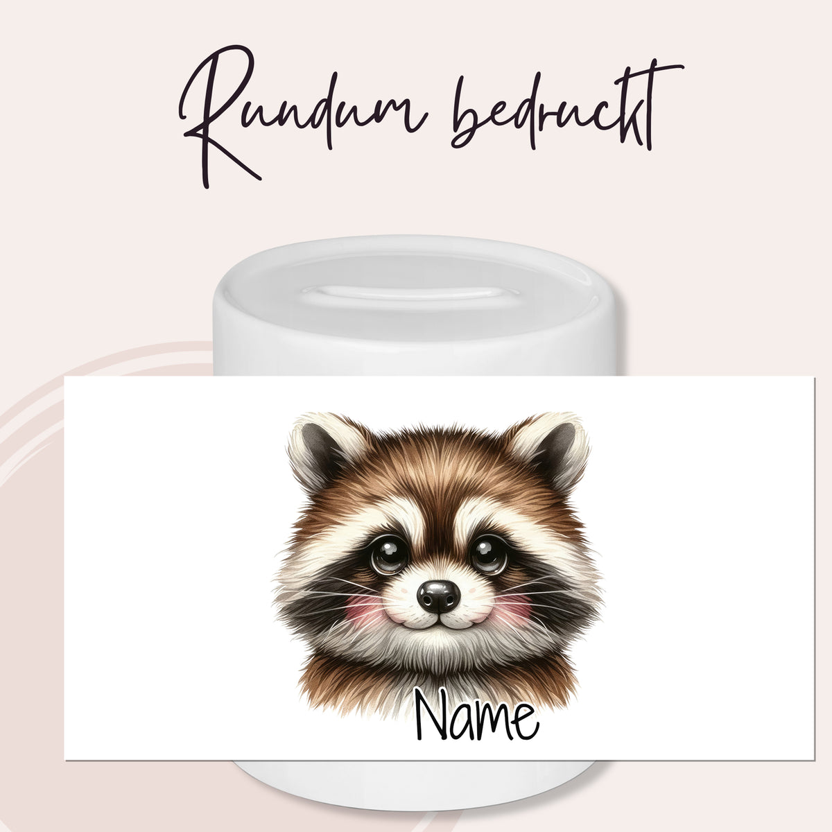 Rundum bedruckte Tasse mit niedlichem Waschbären-Motiv.